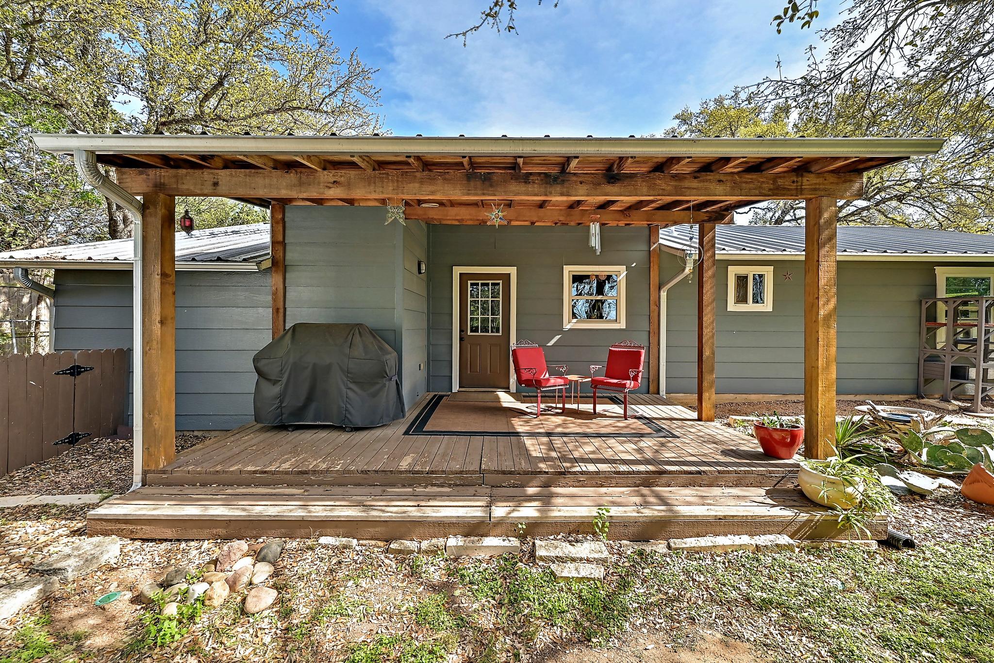24807 Martin Ln, Spicewood, TX 78669