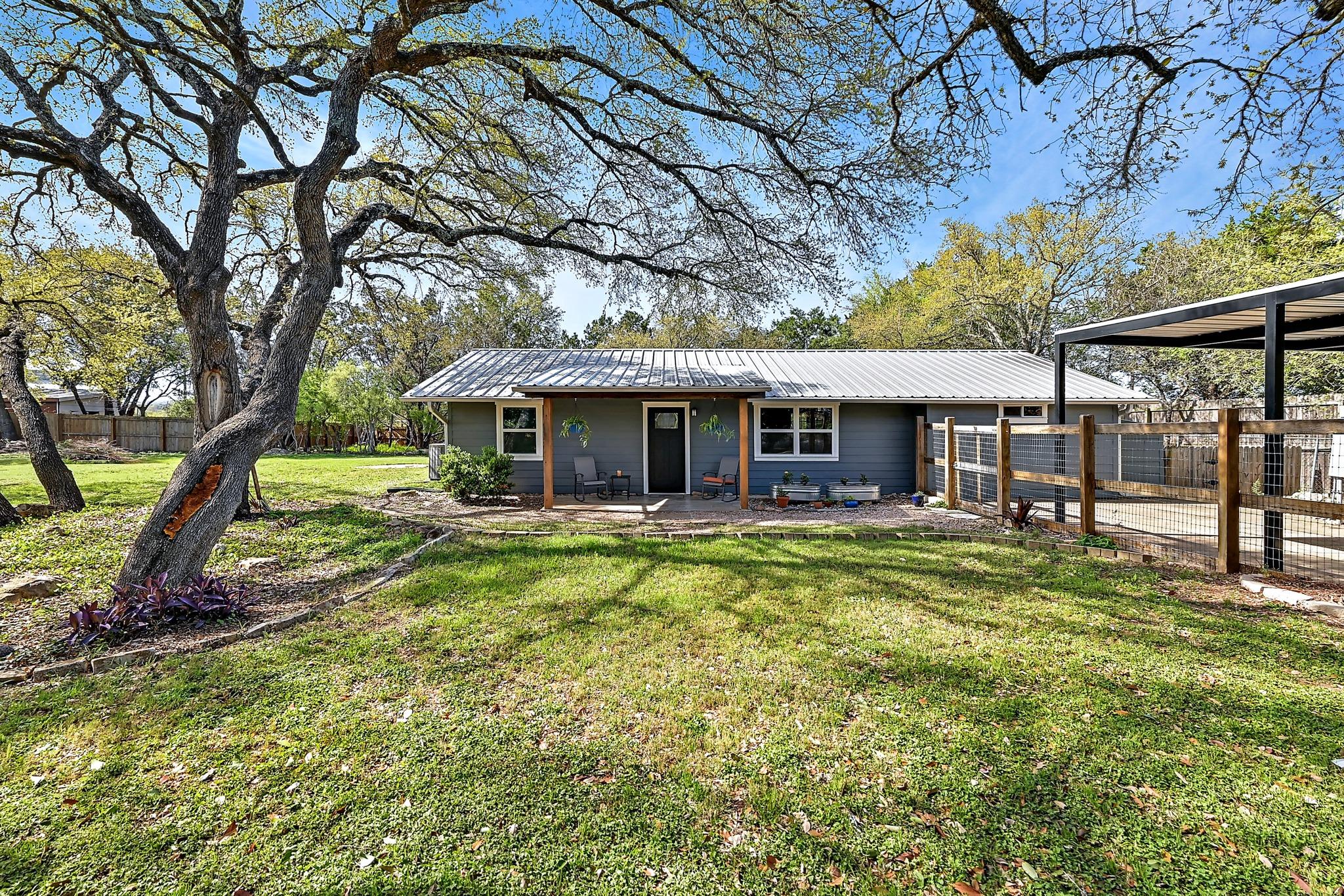 24807 Martin Ln, Spicewood, TX 78669