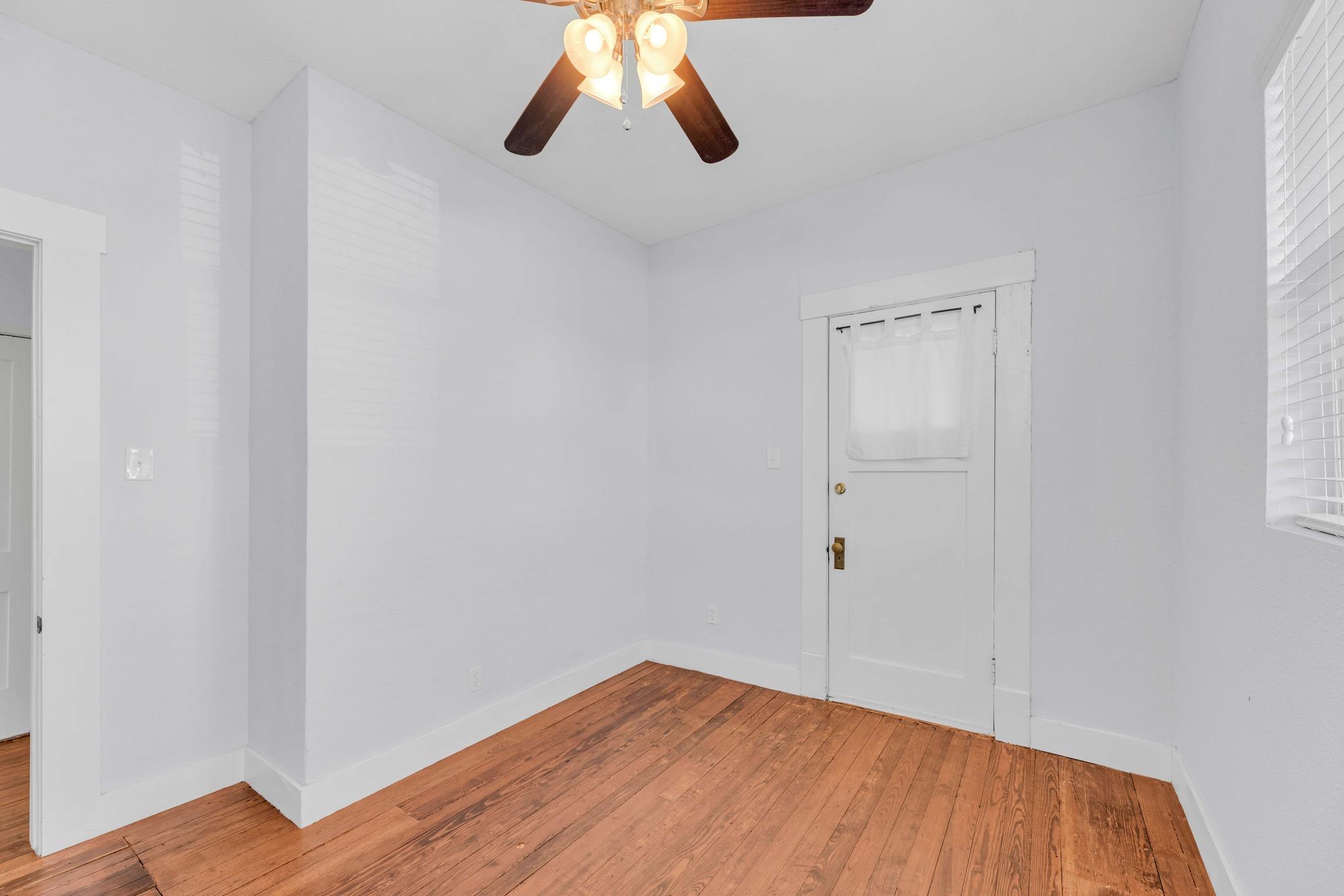 615 W 33rd St # b, Austin, TX 78705