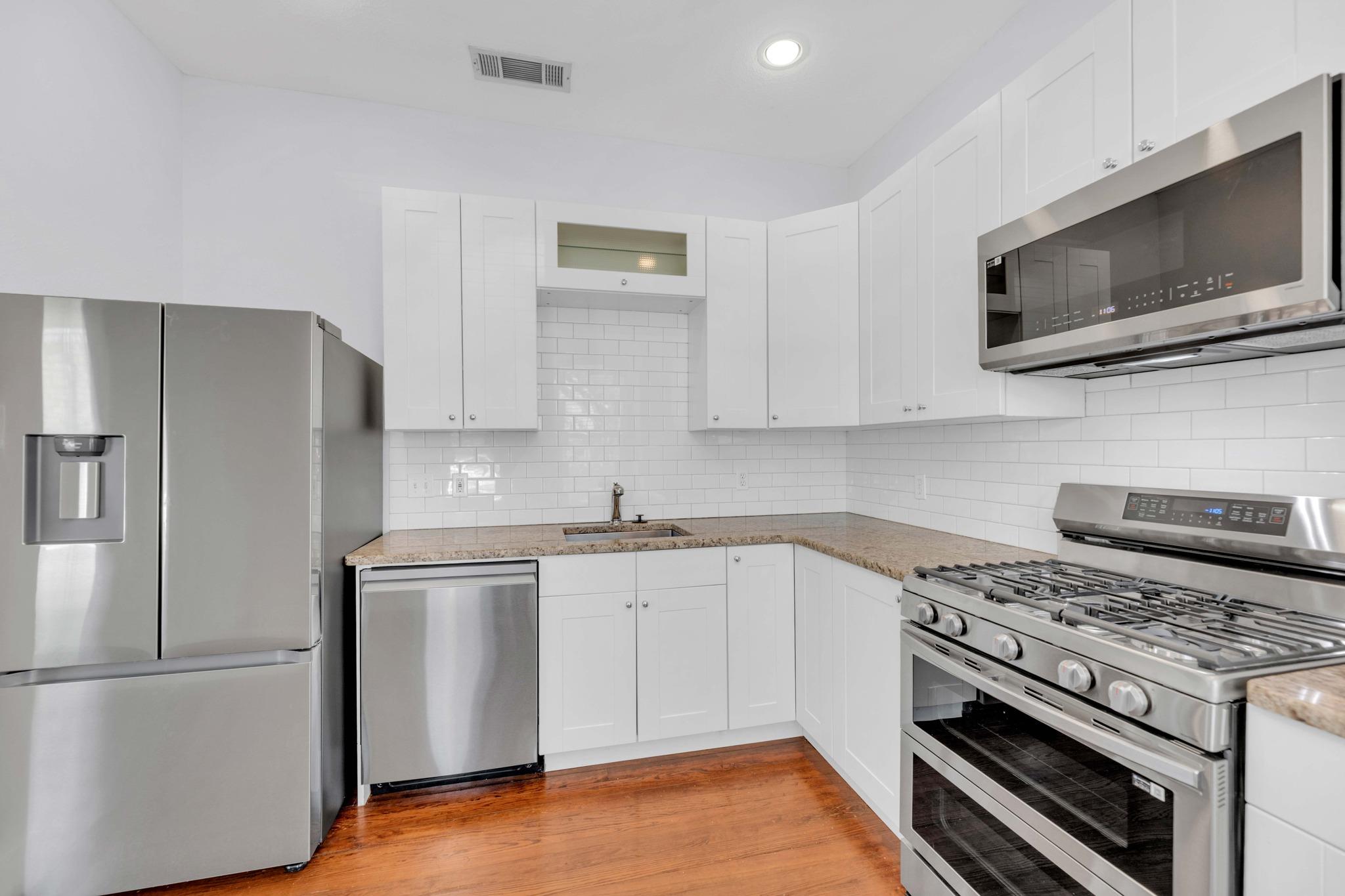 615 W 33rd St # b, Austin, TX 78705