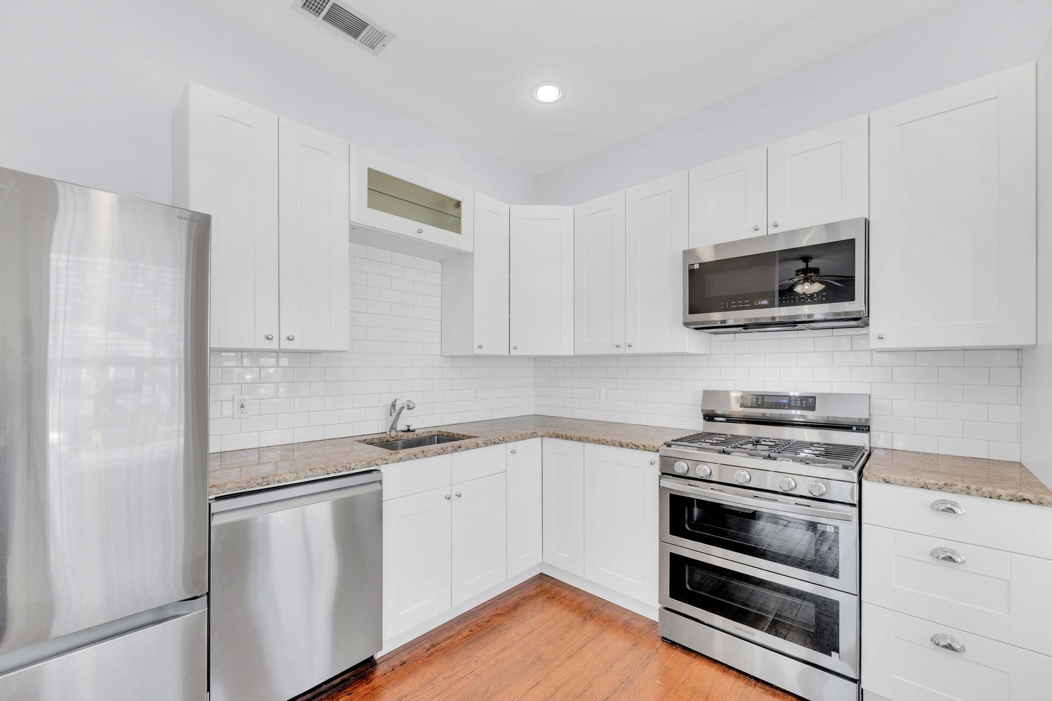 615 W 33rd St # b, Austin, TX 78705