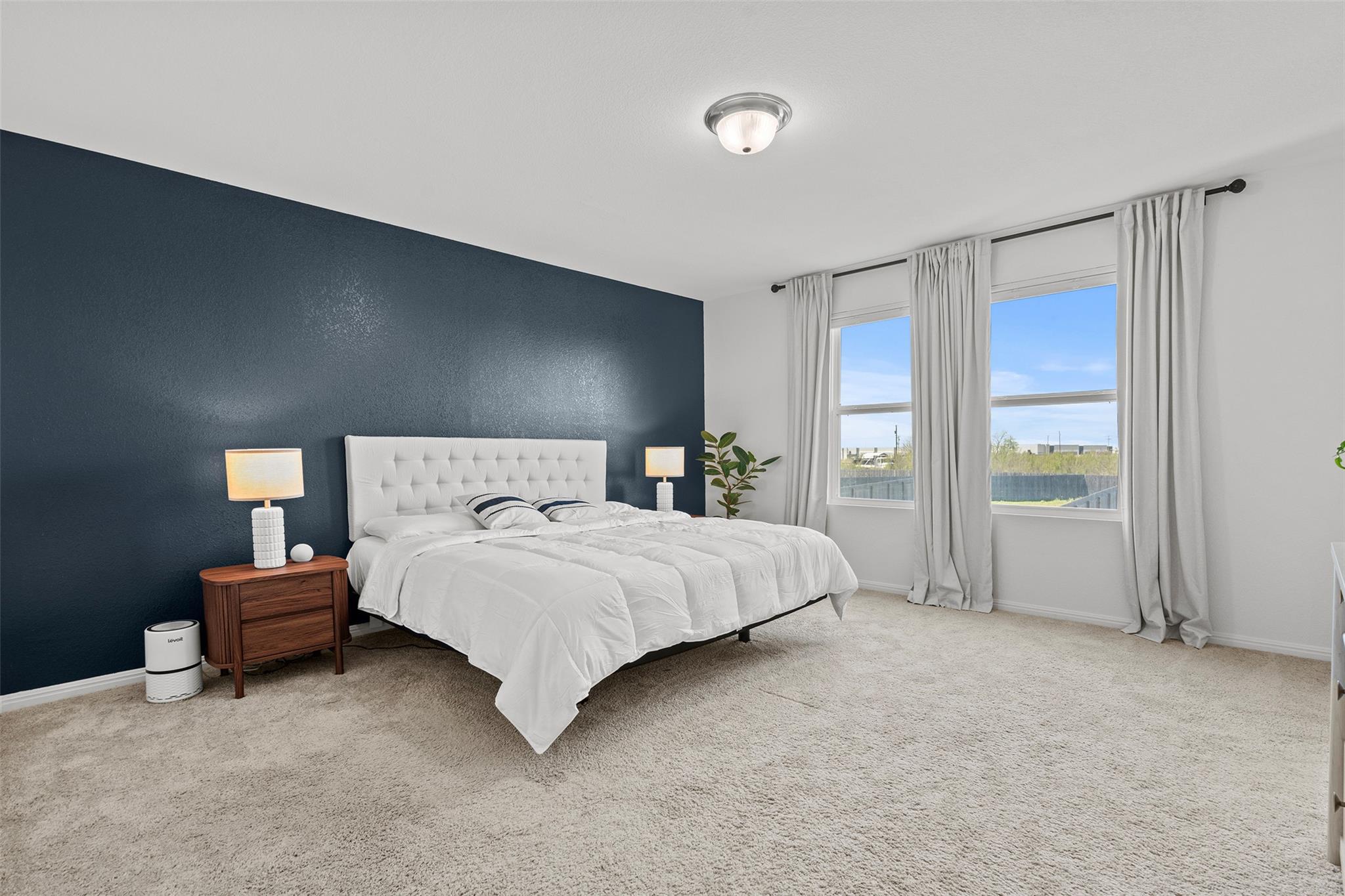 305 Redfish Ln, Hutto, TX 78634