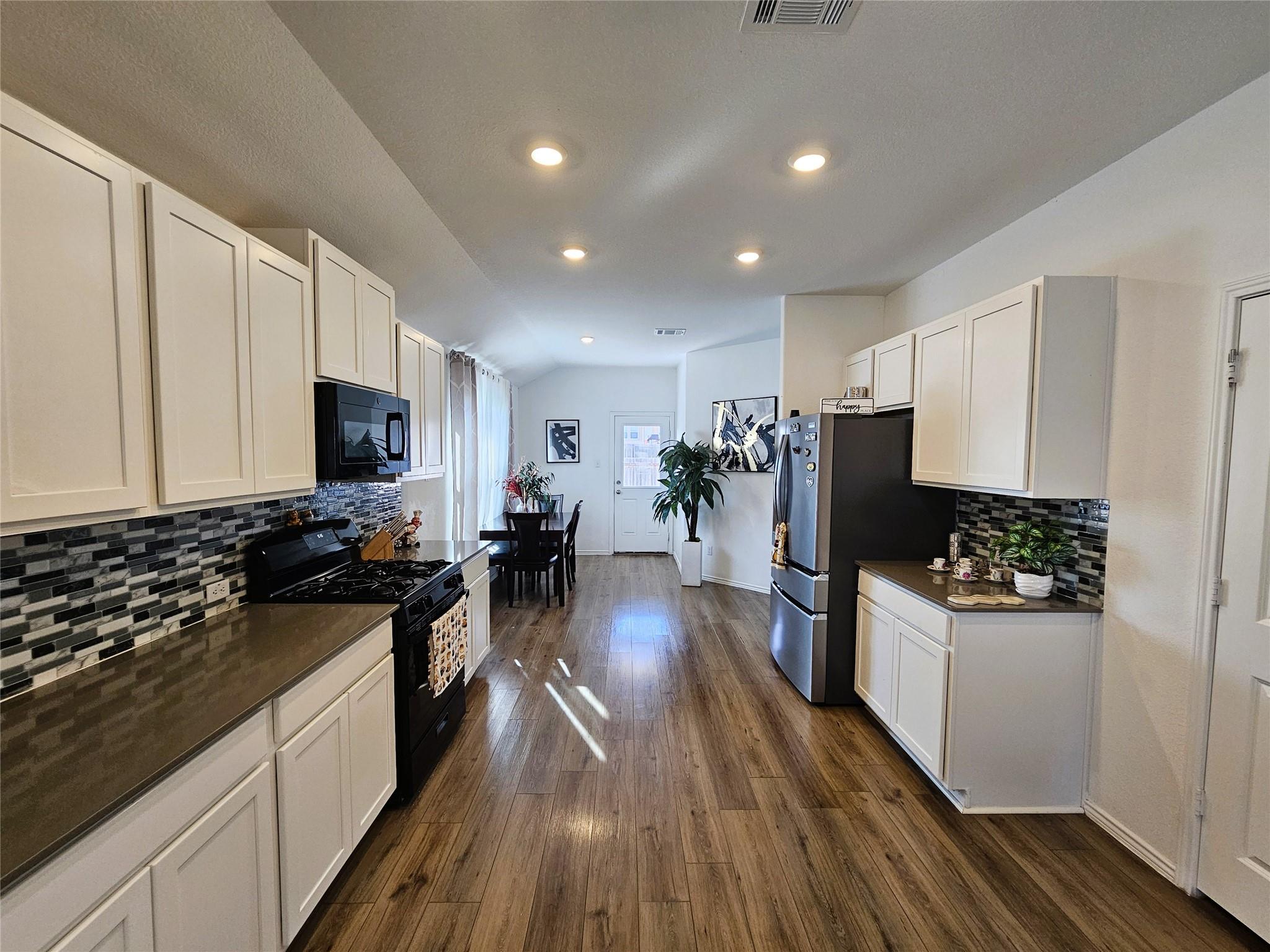 234 Canley Loop, Hutto, TX 78634