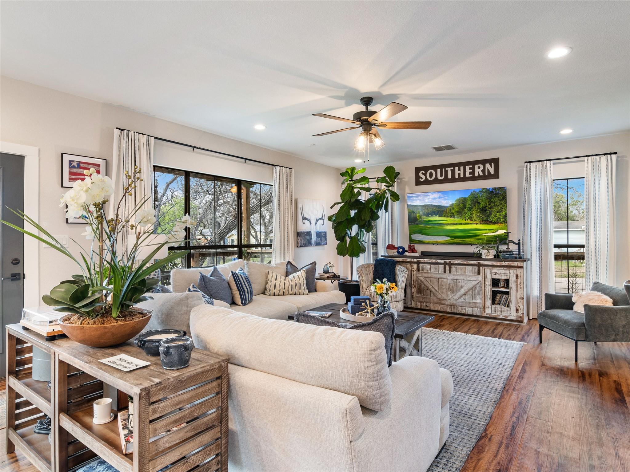 502 E Basel St, New Braunfels, TX 78130