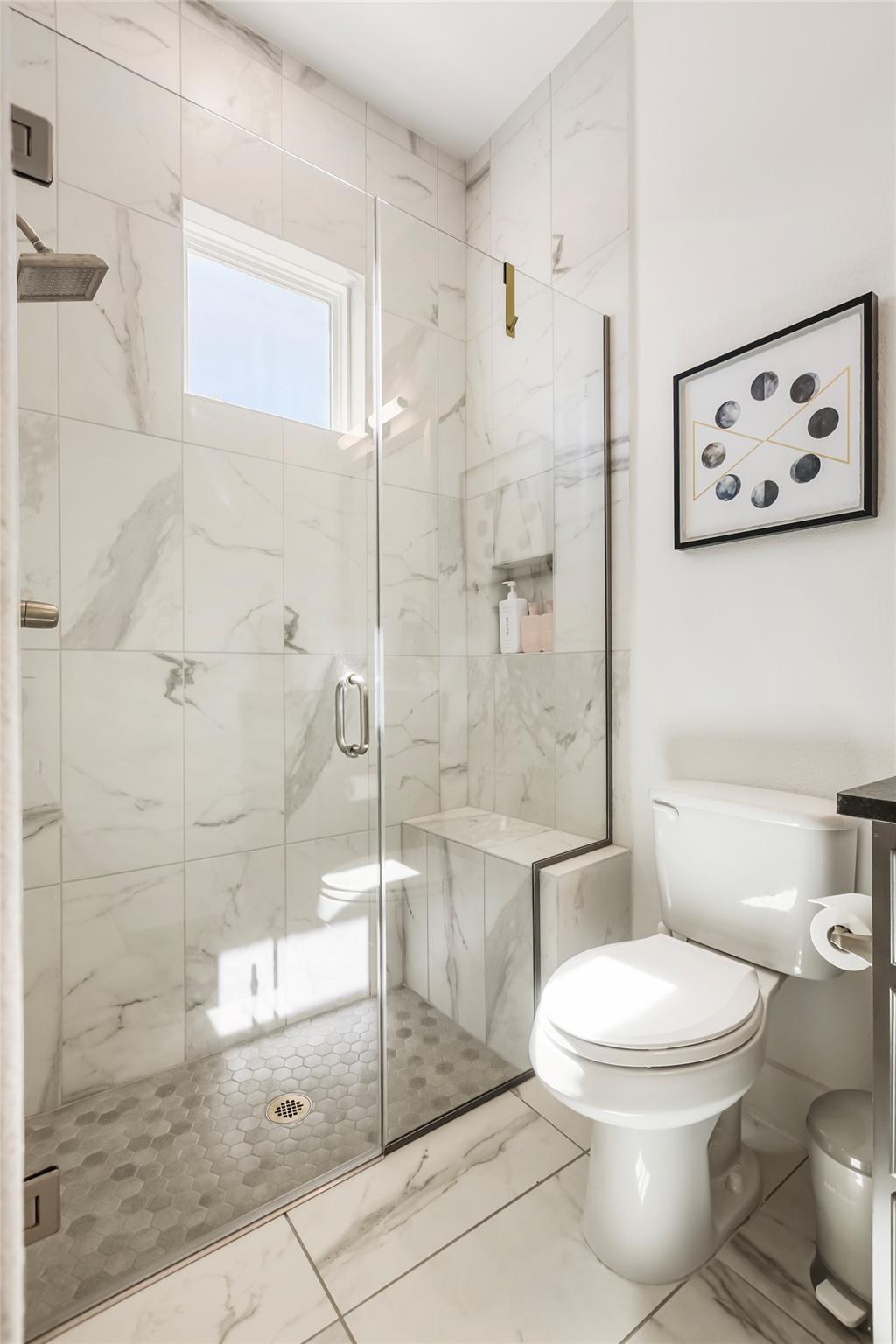 134 Lucia Ct, Horseshoe Bay, TX 78657