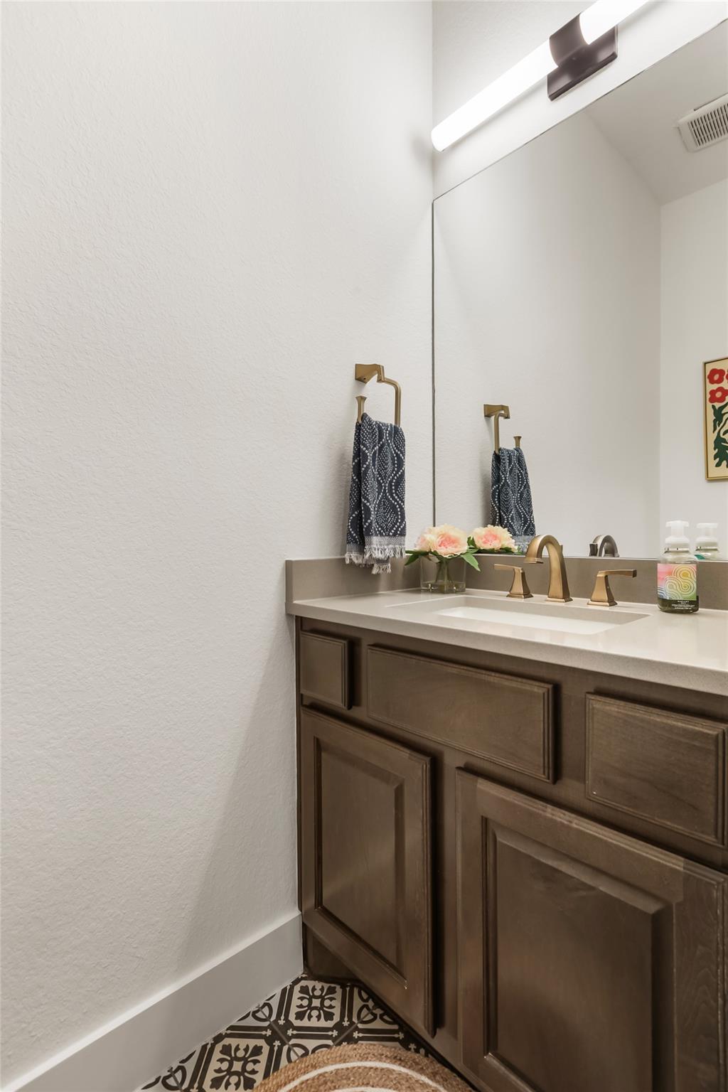 134 Lucia Ct, Horseshoe Bay, TX 78657