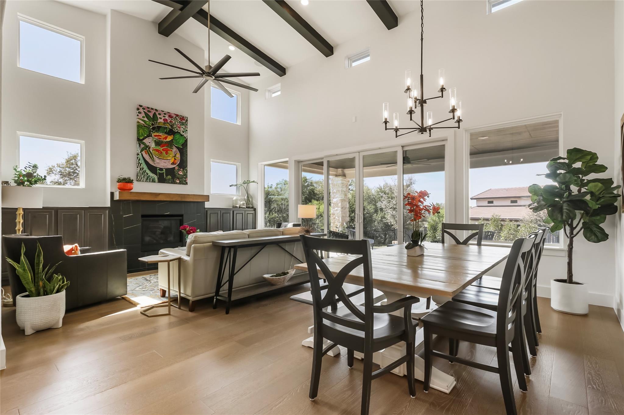 134 Lucia Ct, Horseshoe Bay, TX 78657