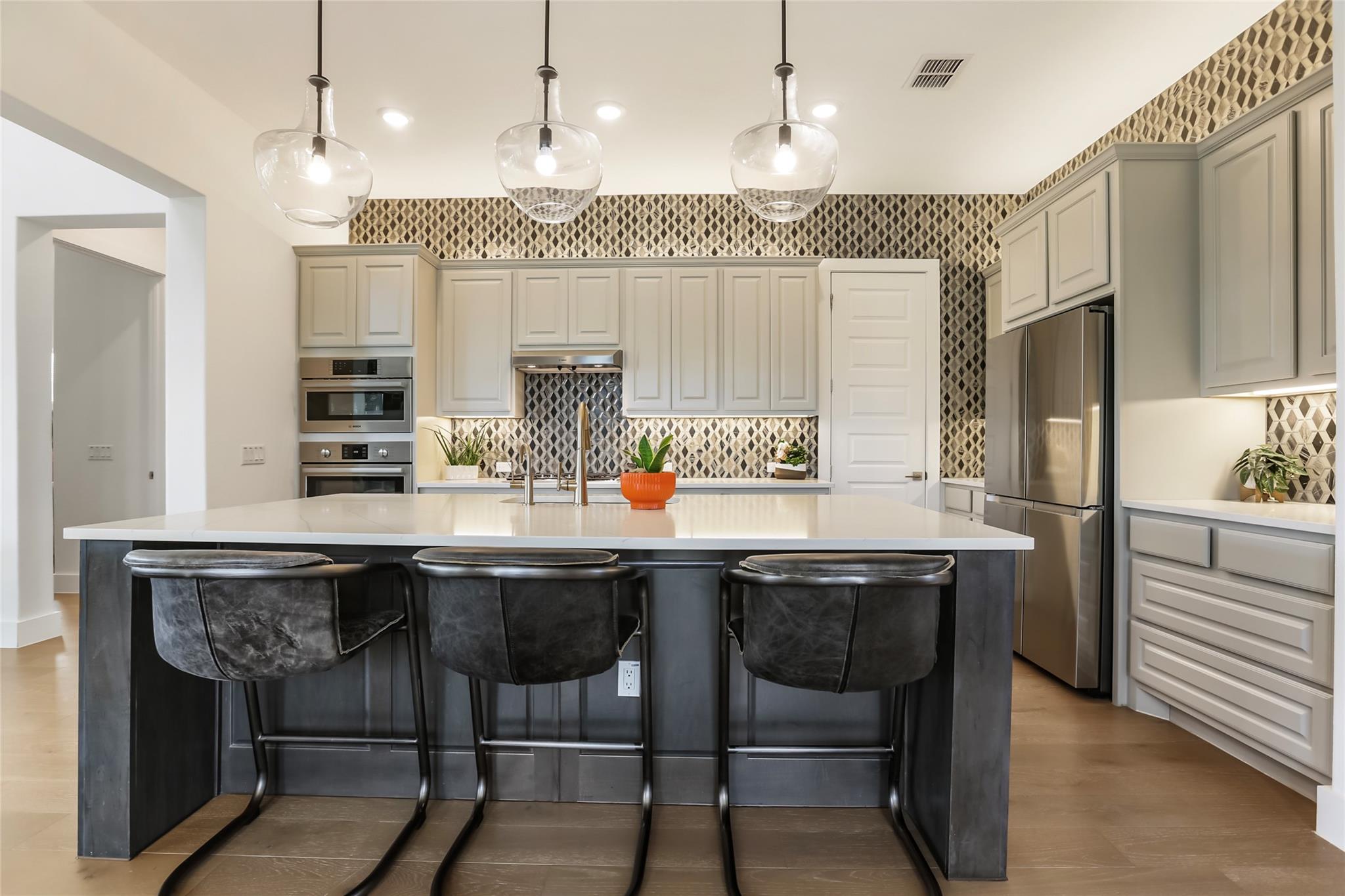 134 Lucia Ct, Horseshoe Bay, TX 78657