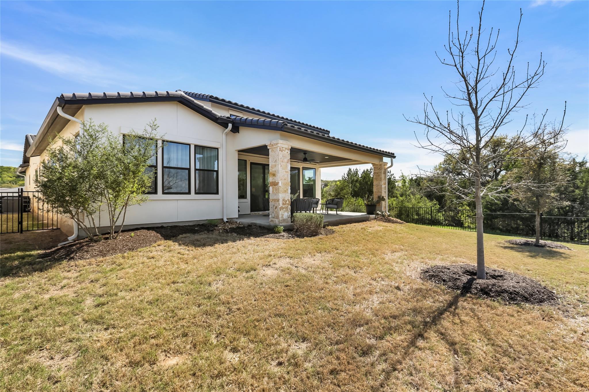 134 Lucia Ct, Horseshoe Bay, TX 78657