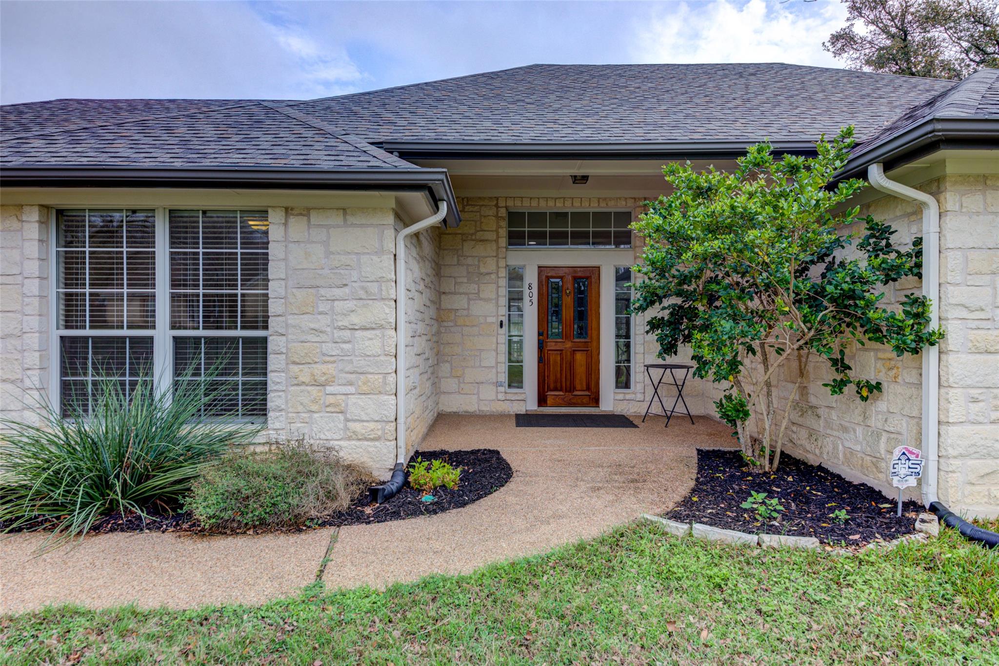 805 Kemp Hills Dr, Austin, TX 78737