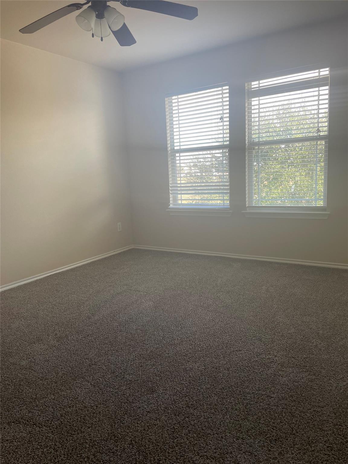 109 Wimberley St, Hutto, TX 78634