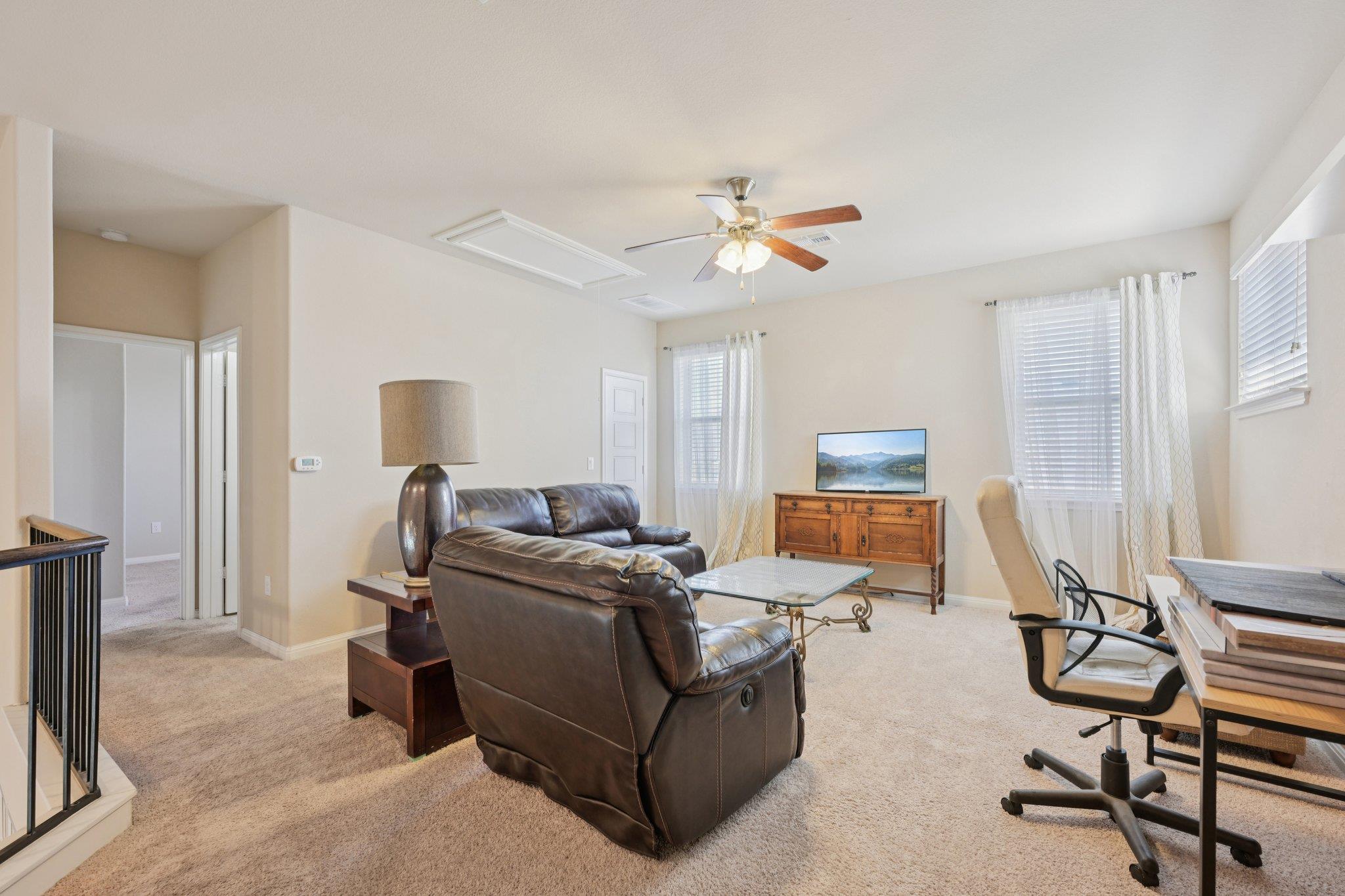 505 Buttermilk Ln, Leander, TX 78641