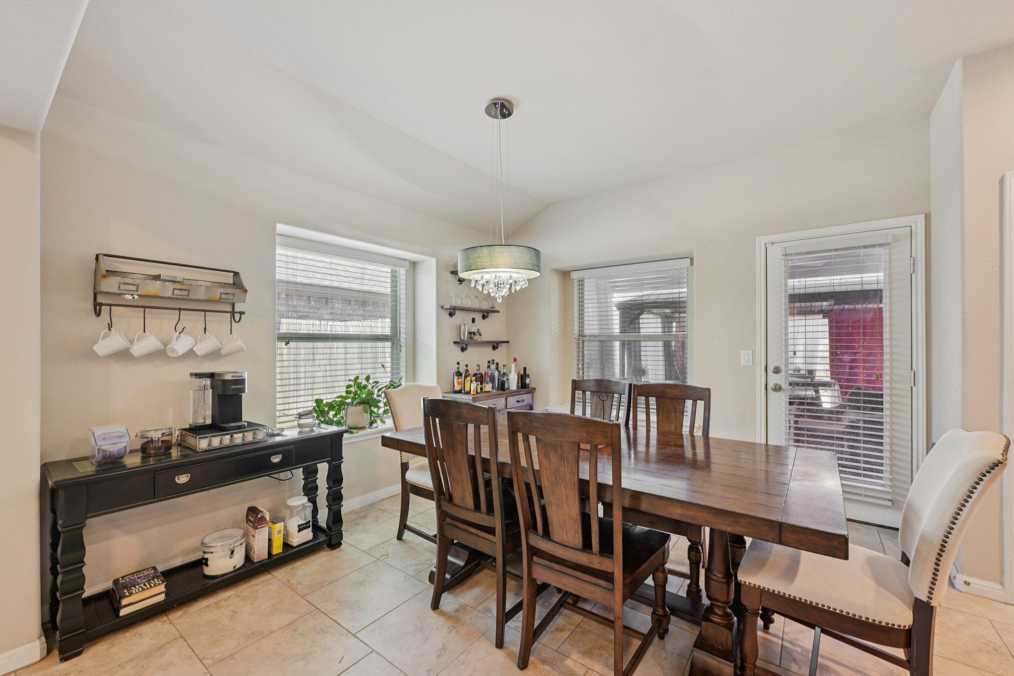 505 Buttermilk Ln, Leander, TX 78641