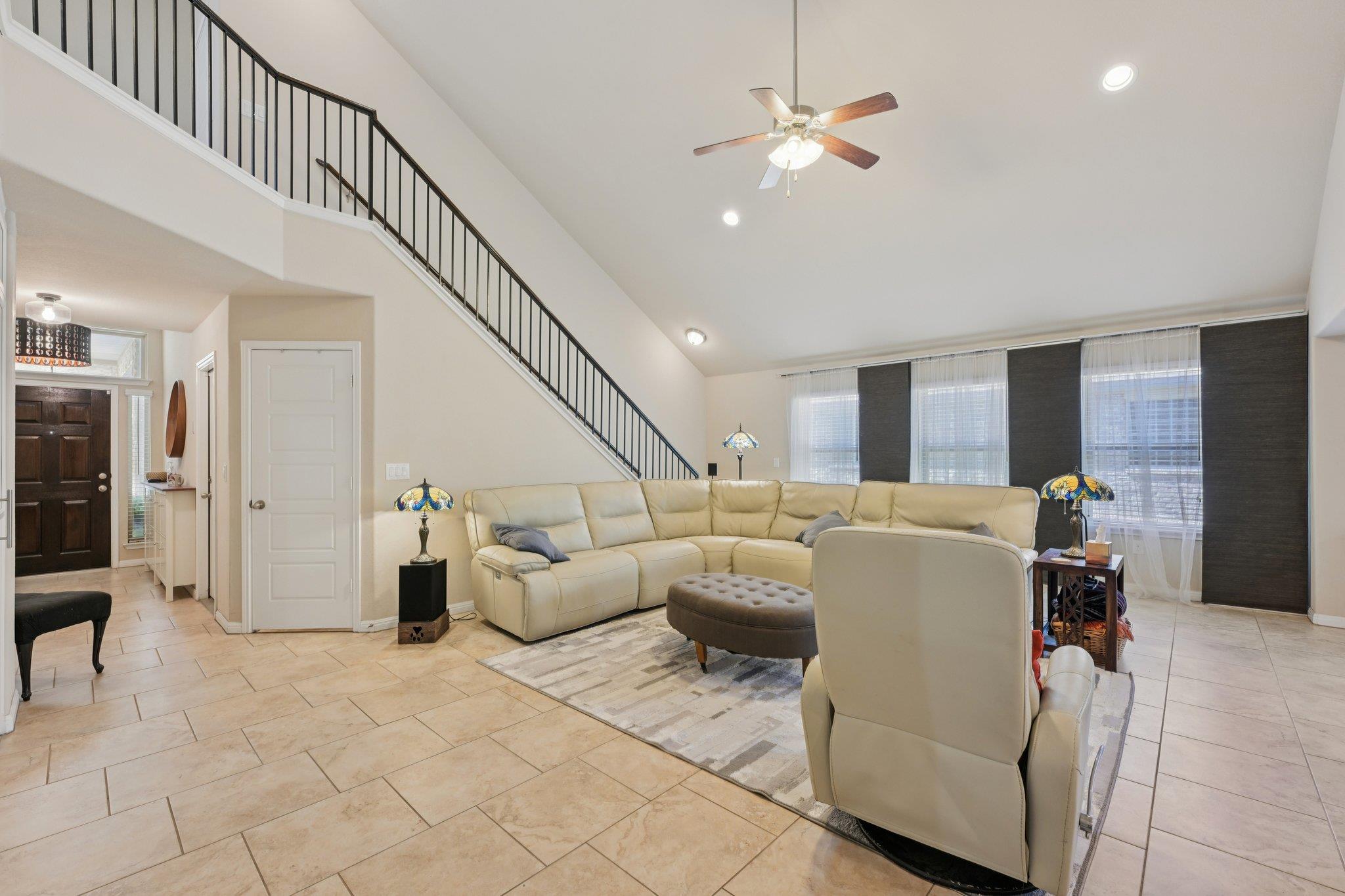 505 Buttermilk Ln, Leander, TX 78641