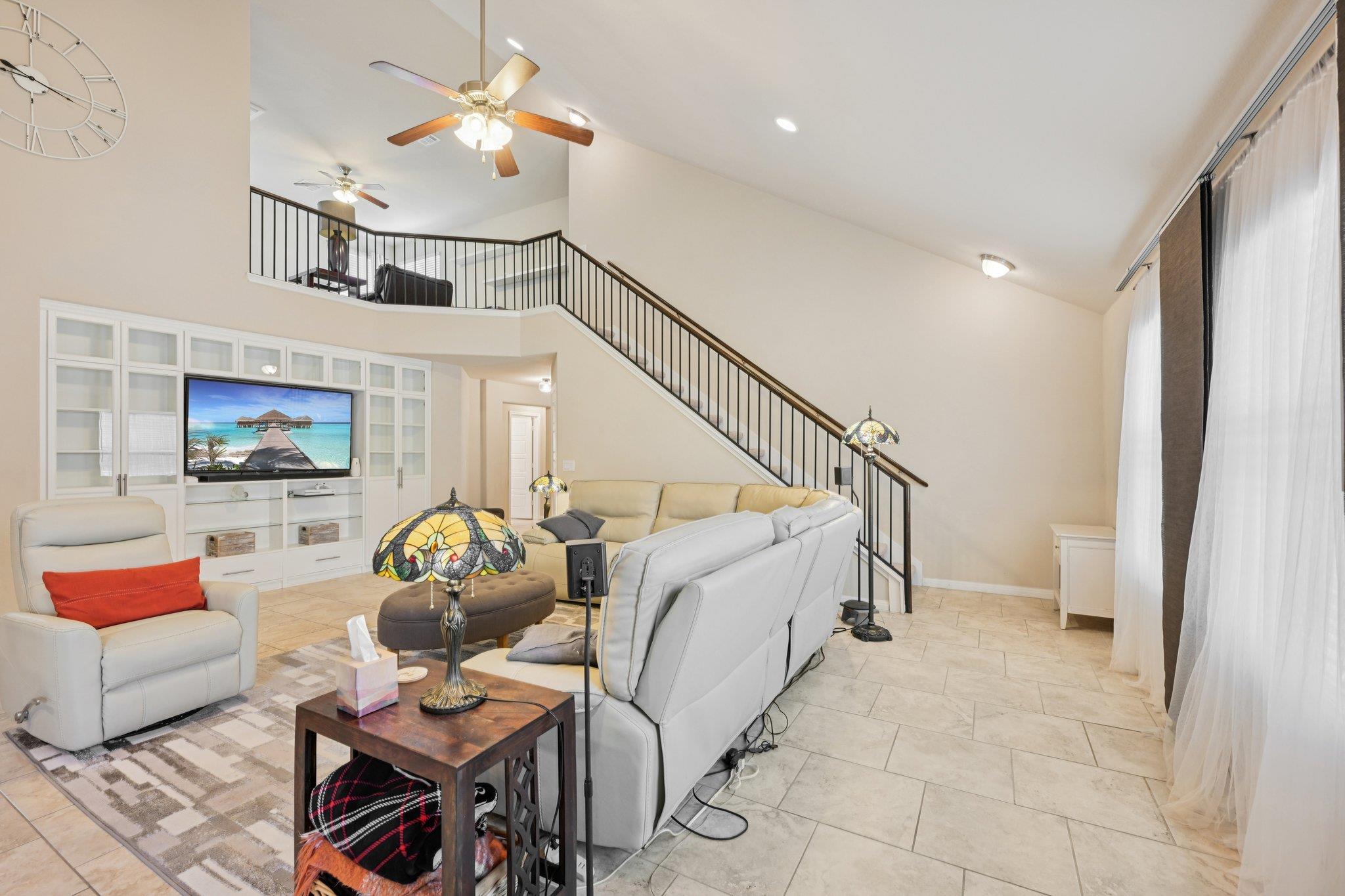 505 Buttermilk Ln, Leander, TX 78641