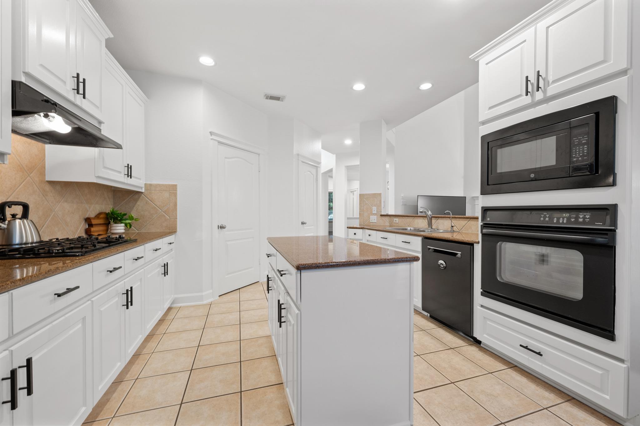 6405 Gouldville Ct, Austin, TX 78739