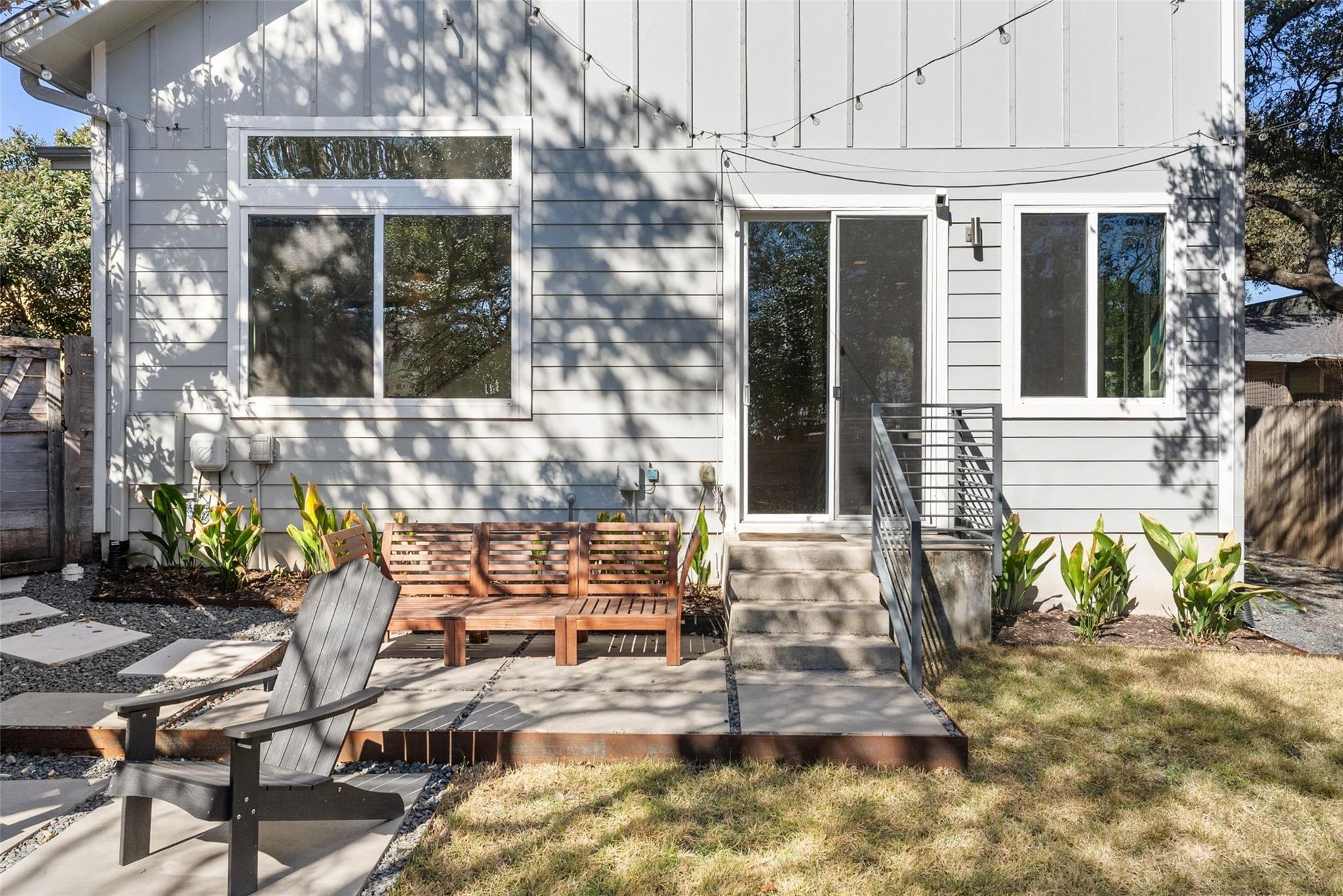 402 El Paso St # B, Austin, TX 78704