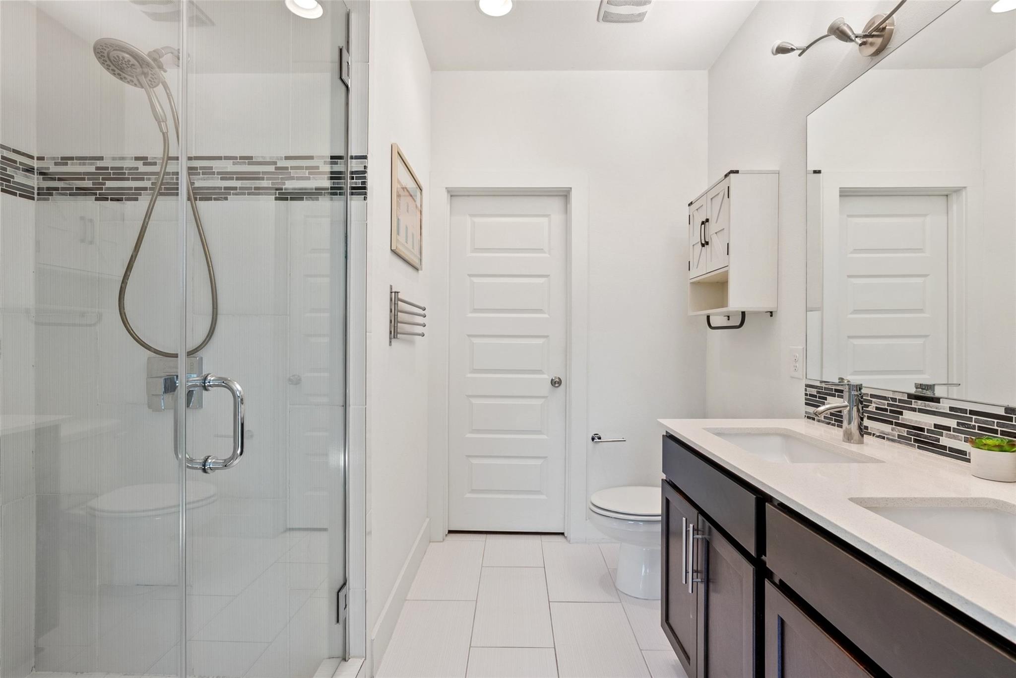 402 El Paso St # B, Austin, TX 78704