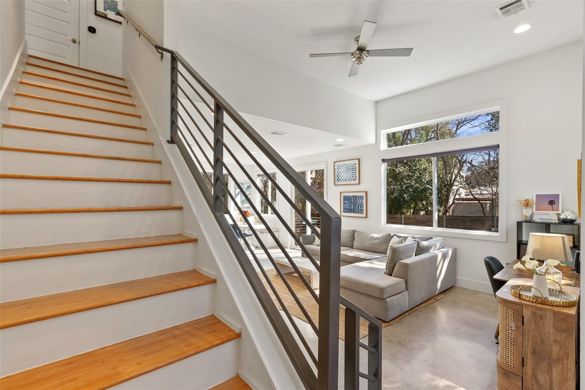 402 El Paso St # B, Austin, TX 78704