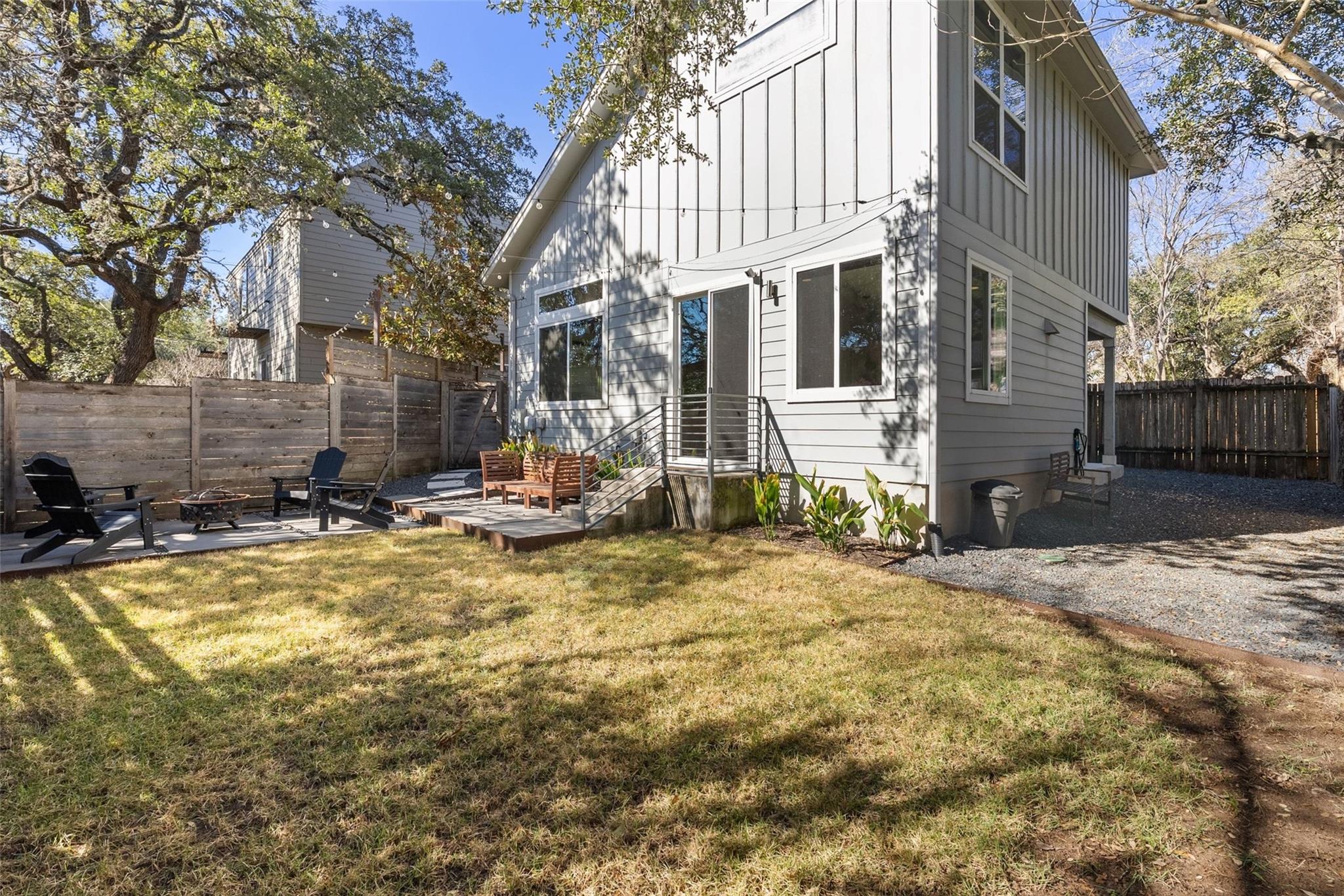 402 El Paso St # B, Austin, TX 78704