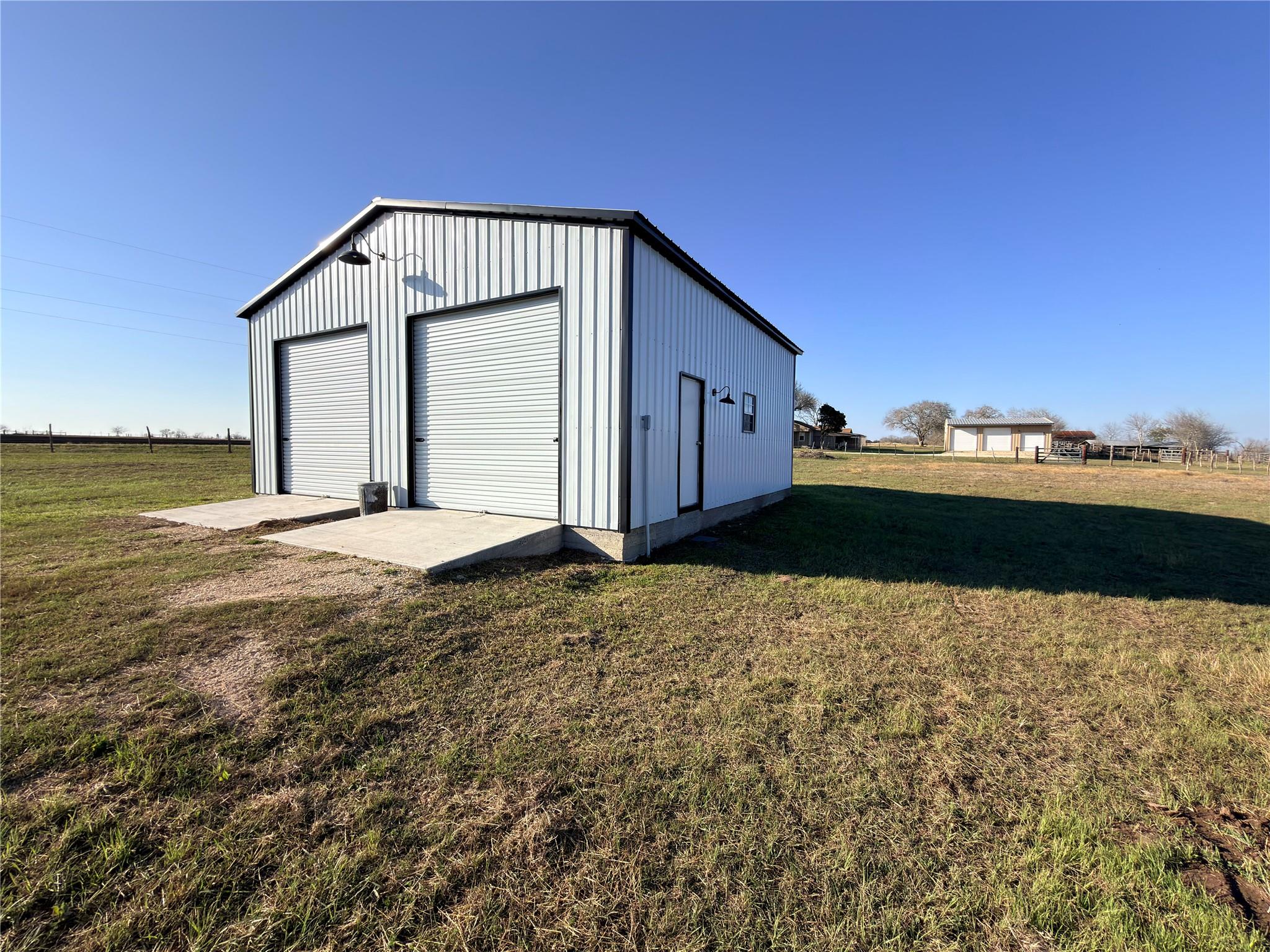 1742 Martinez Rd, Yoakum, TX 77995