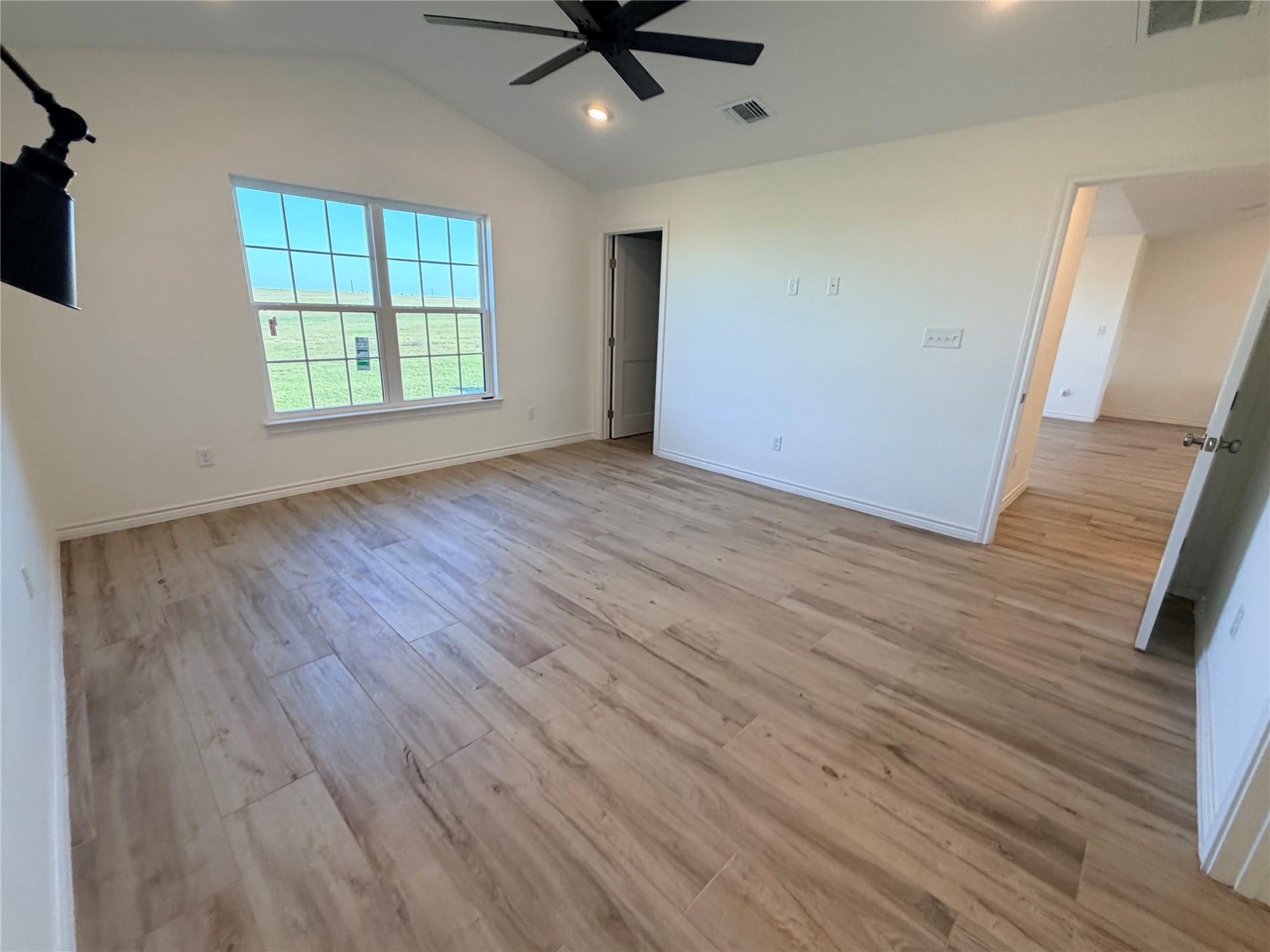 1742 Martinez Rd, Yoakum, TX 77995