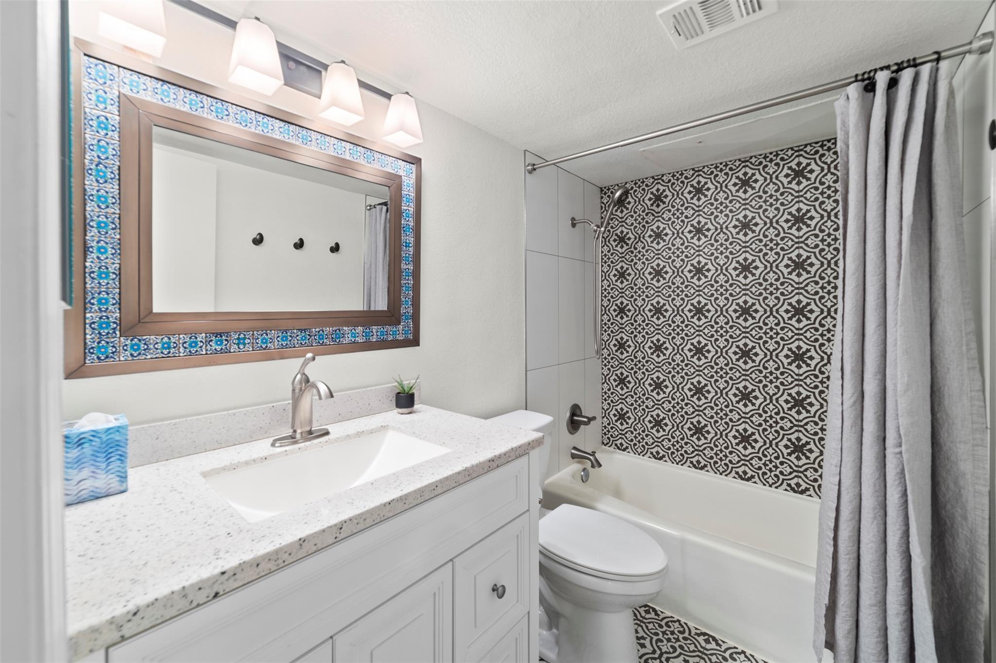 505 W 7th St # 113, Austin, TX 78701