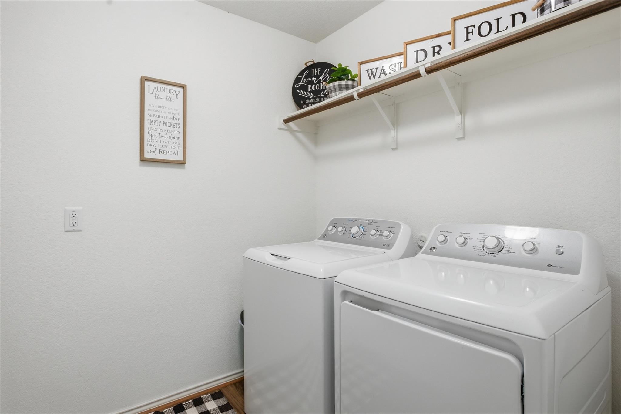 509 Marklawn Ln, Hutto, TX 78634