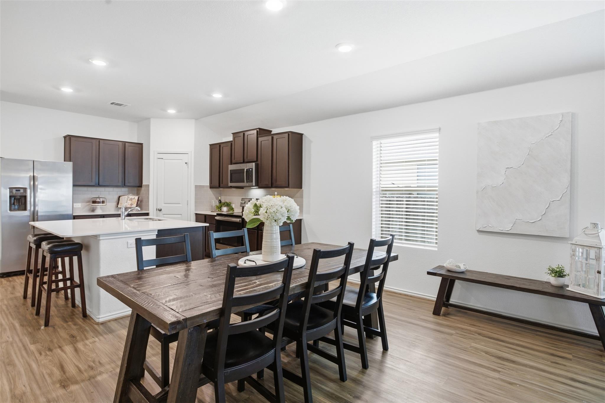 509 Marklawn Ln, Hutto, TX 78634