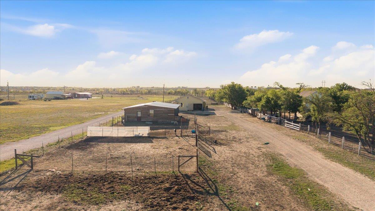 17309 Skog Rd, Elgin, TX 78660