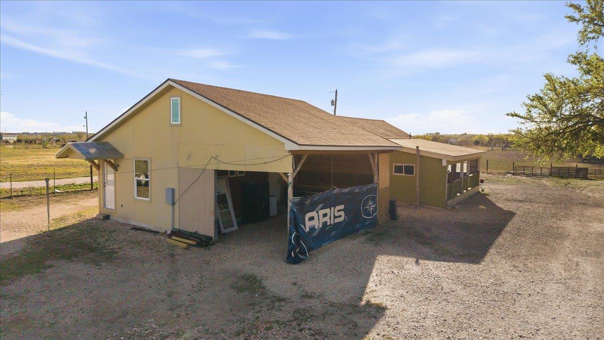 17309 Skog Rd, Elgin, TX 78660