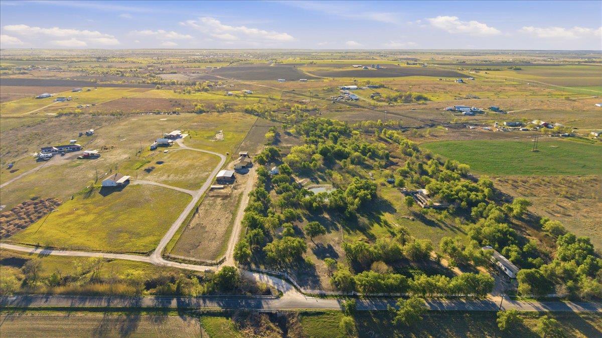 17309 Skog Rd, Elgin, TX 78660