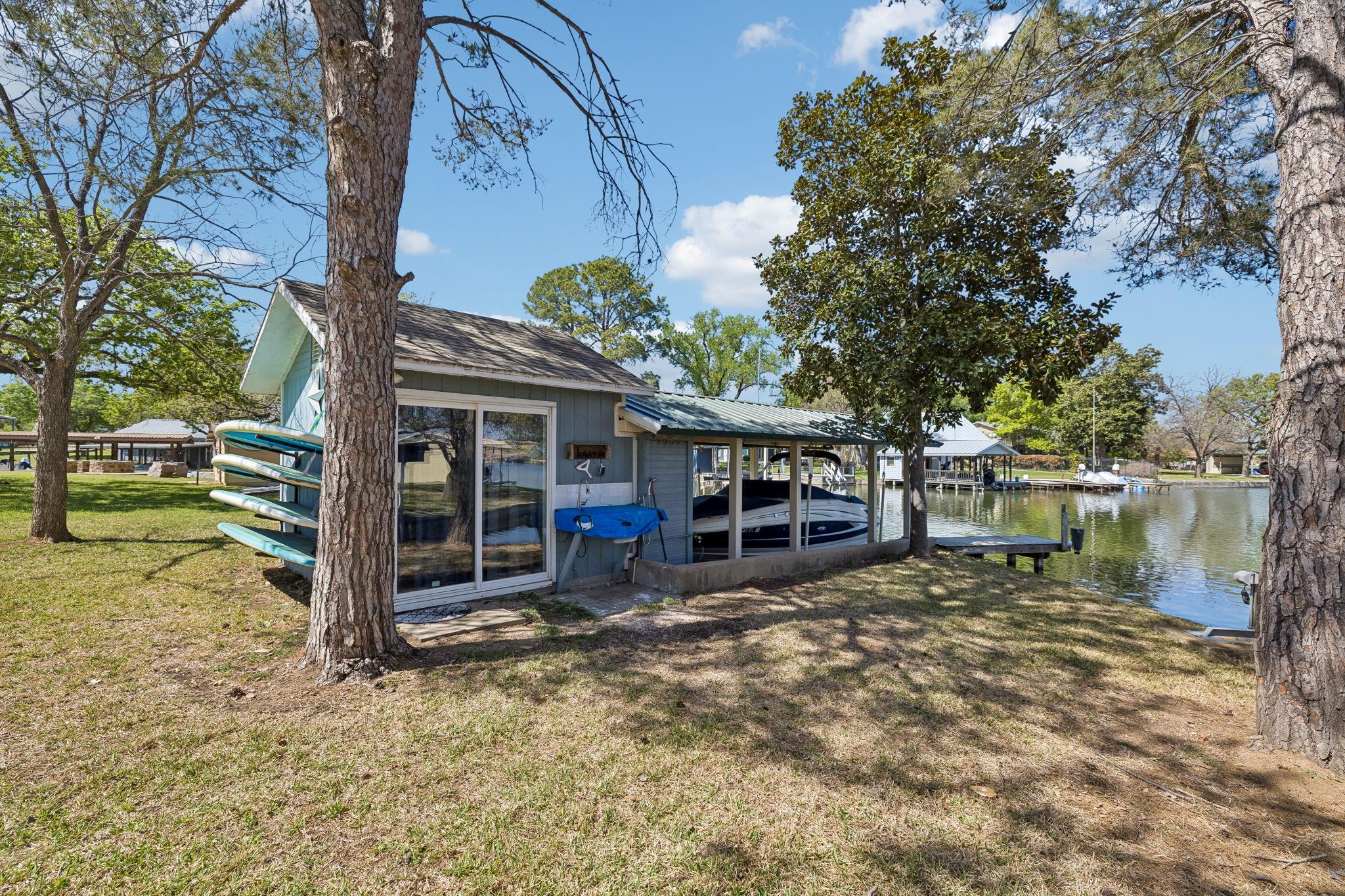 619 Clear Cove Dr, Granite Shoals, TX 78654