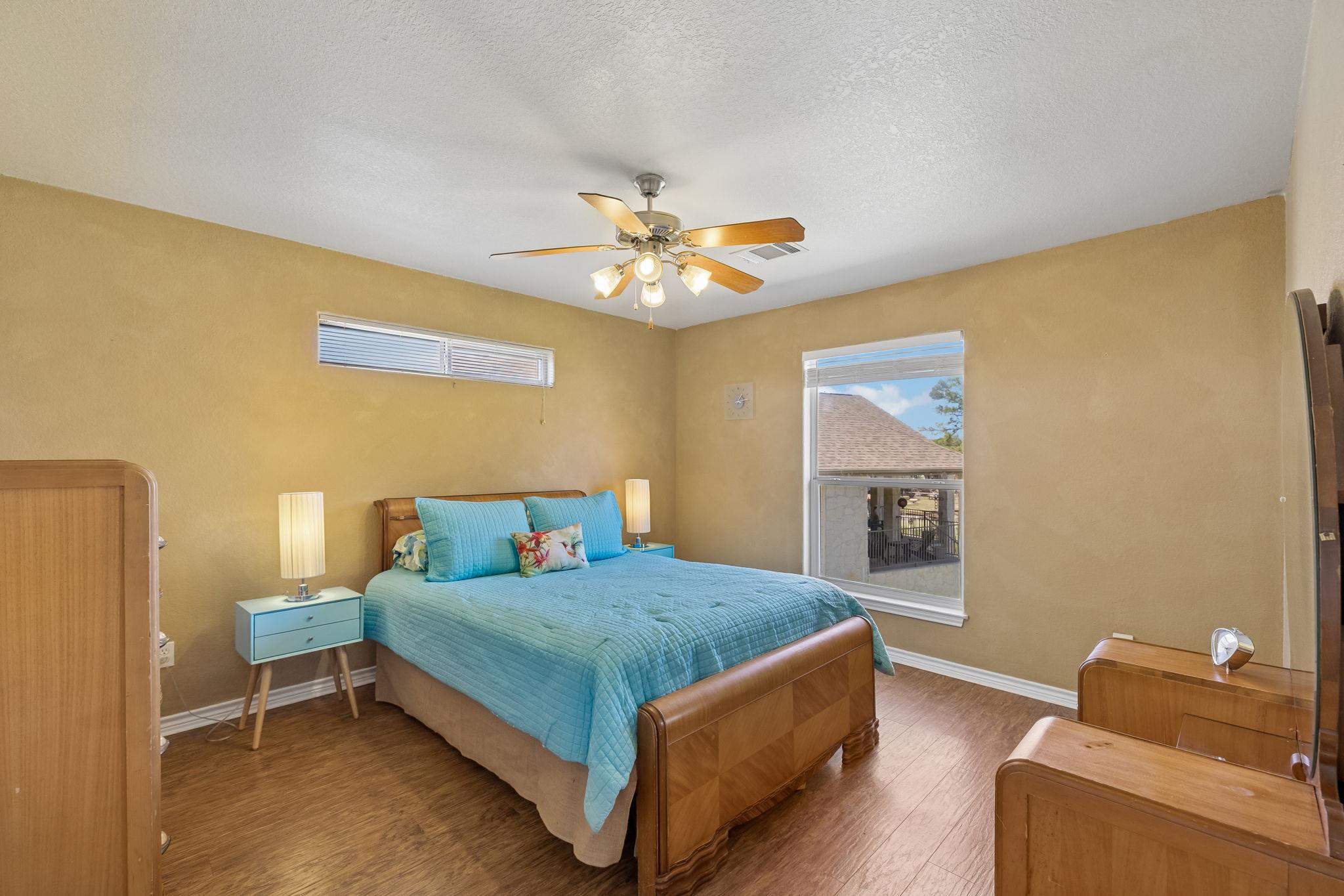 619 Clear Cove Dr, Granite Shoals, TX 78654