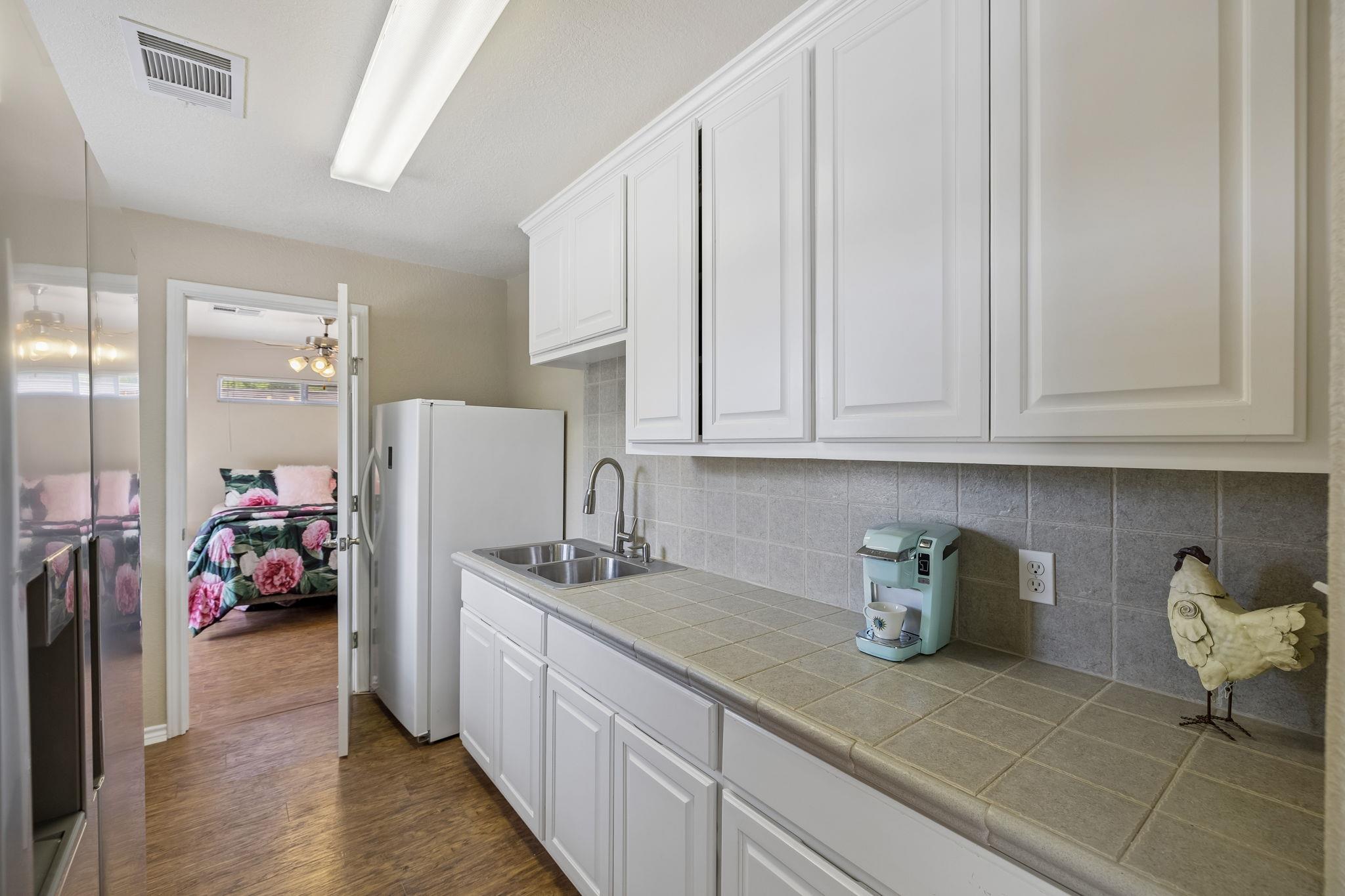 619 Clear Cove Dr, Granite Shoals, TX 78654