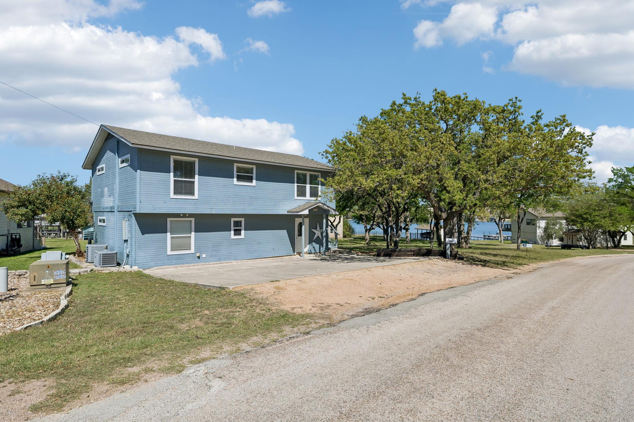 619 Clear Cove Dr, Granite Shoals, TX 78654