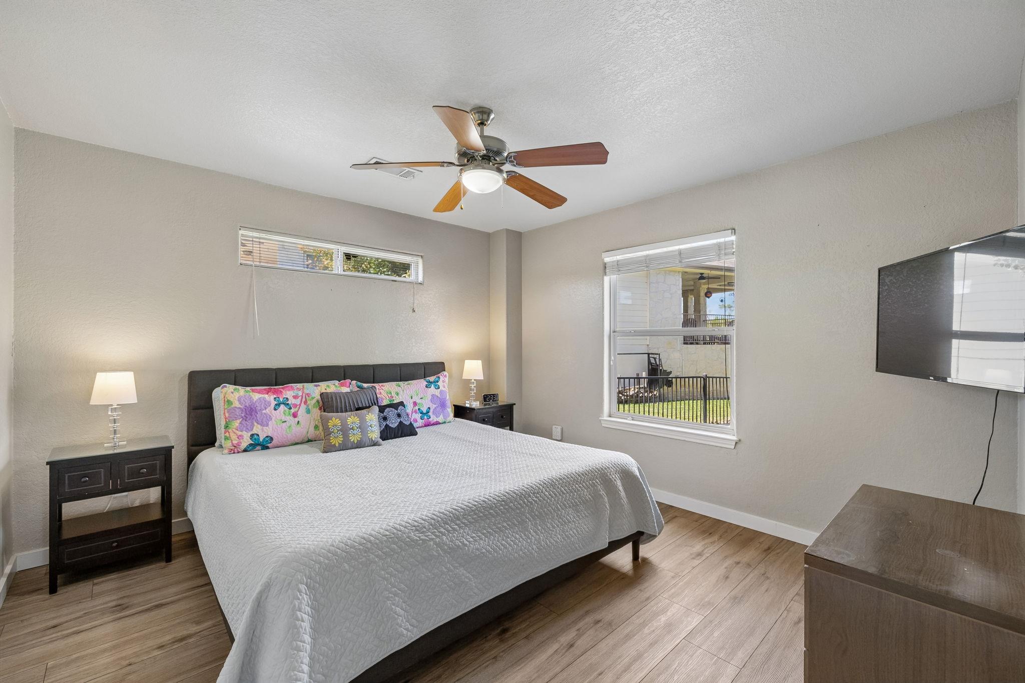 619 Clear Cove Dr, Granite Shoals, TX 78654