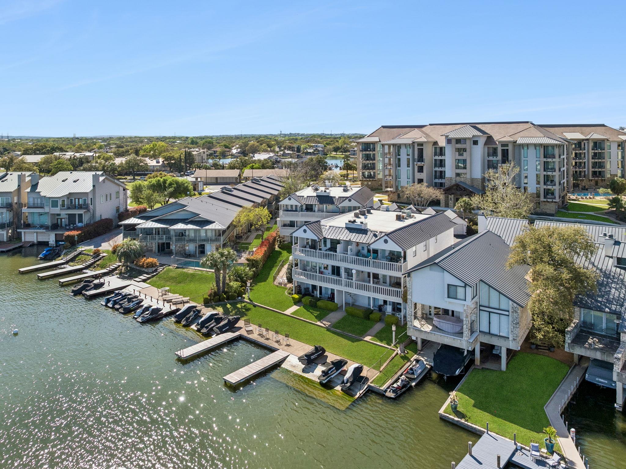 101 Island Dr, Horseshoe Bay, TX 78657