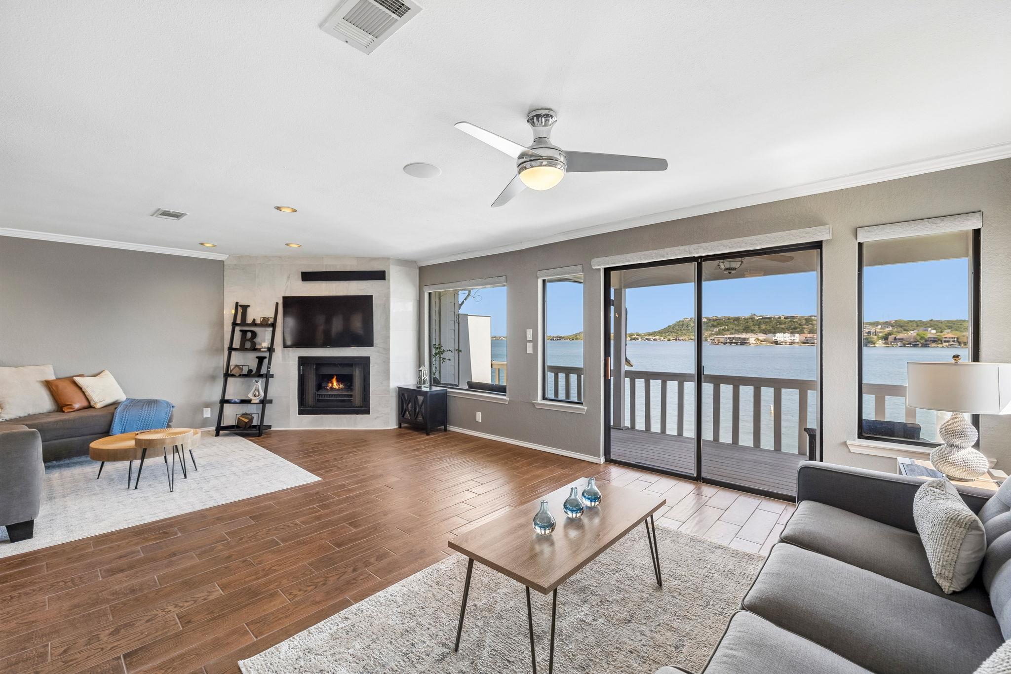 101 Island Dr, Horseshoe Bay, TX 78657