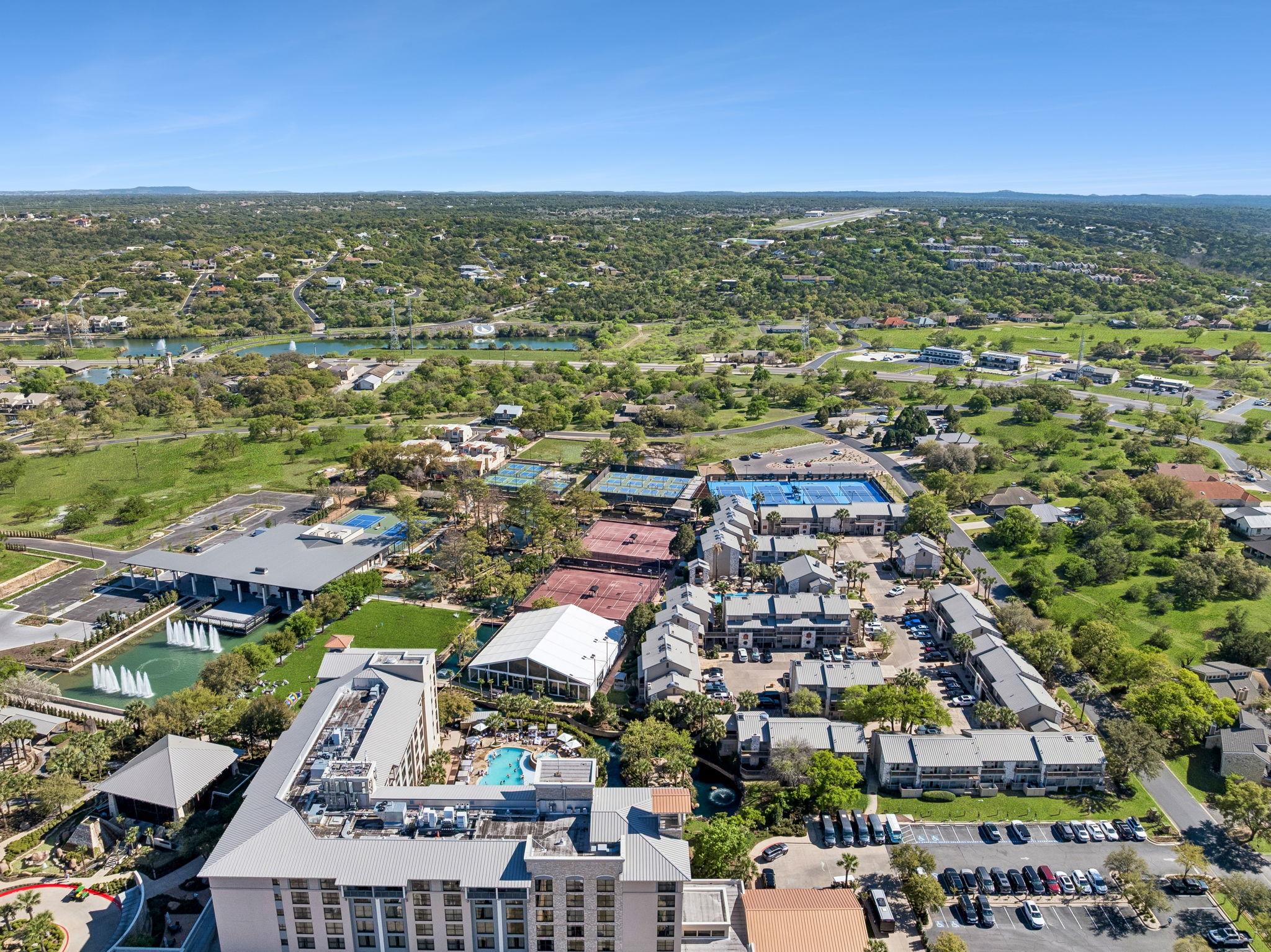 101 Island Dr, Horseshoe Bay, TX 78657