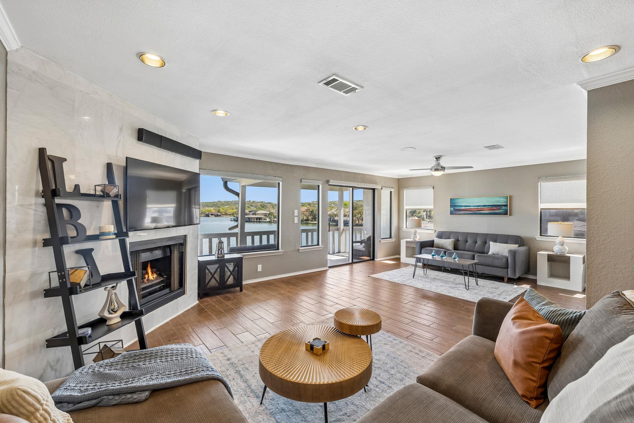 101 Island Dr, Horseshoe Bay, TX 78657