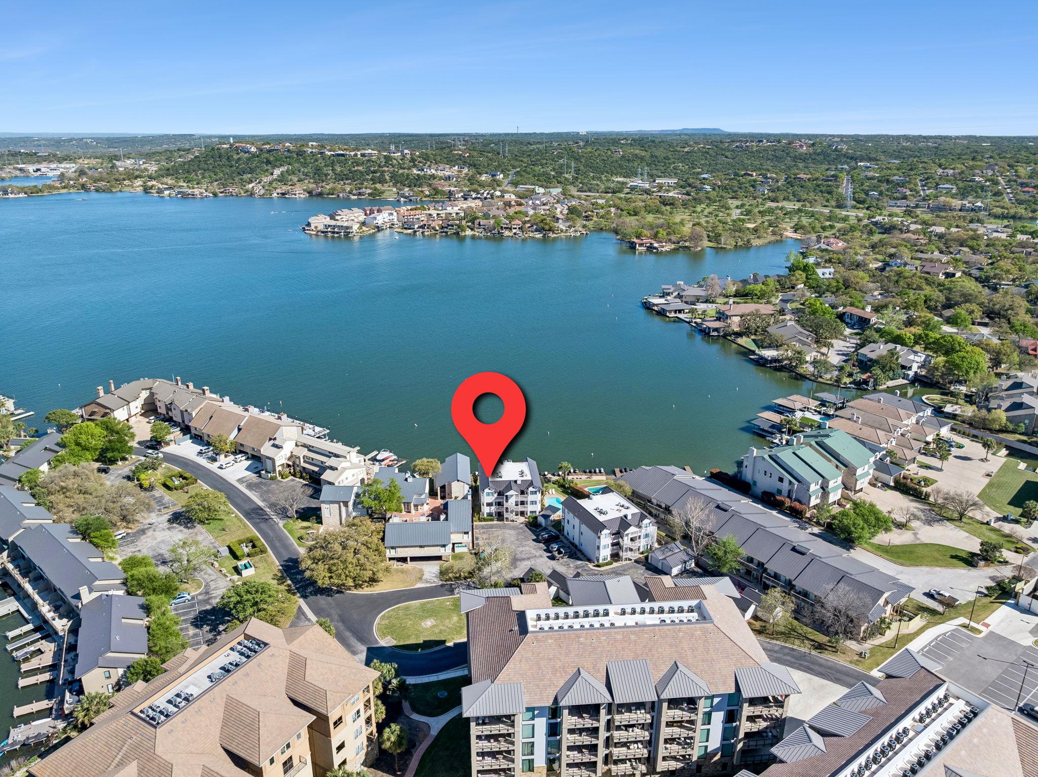 101 Island Dr, Horseshoe Bay, TX 78657