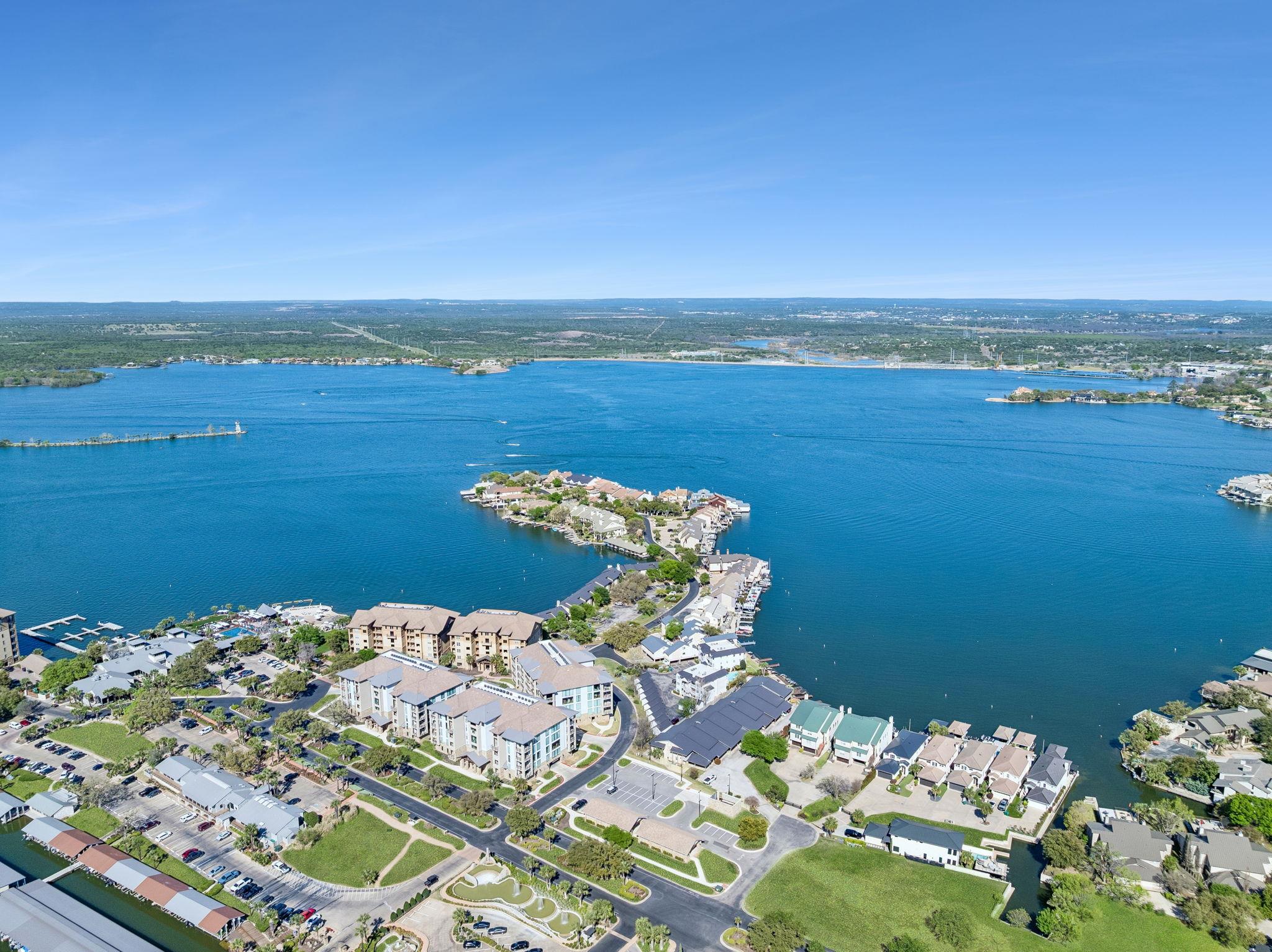 101 Island Dr, Horseshoe Bay, TX 78657