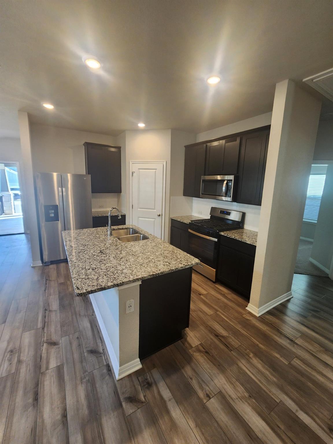 623 Sun Grove Trl, Georgetown, TX 78628