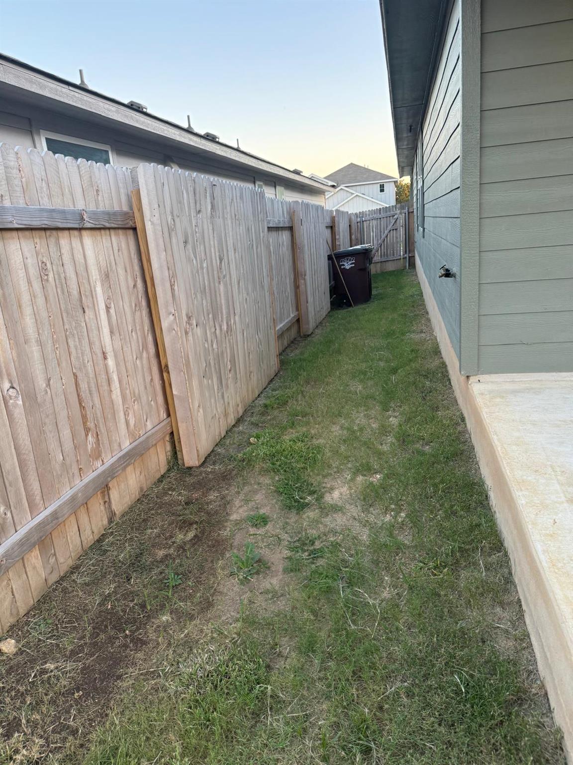 623 Sun Grove Trl, Georgetown, TX 78628