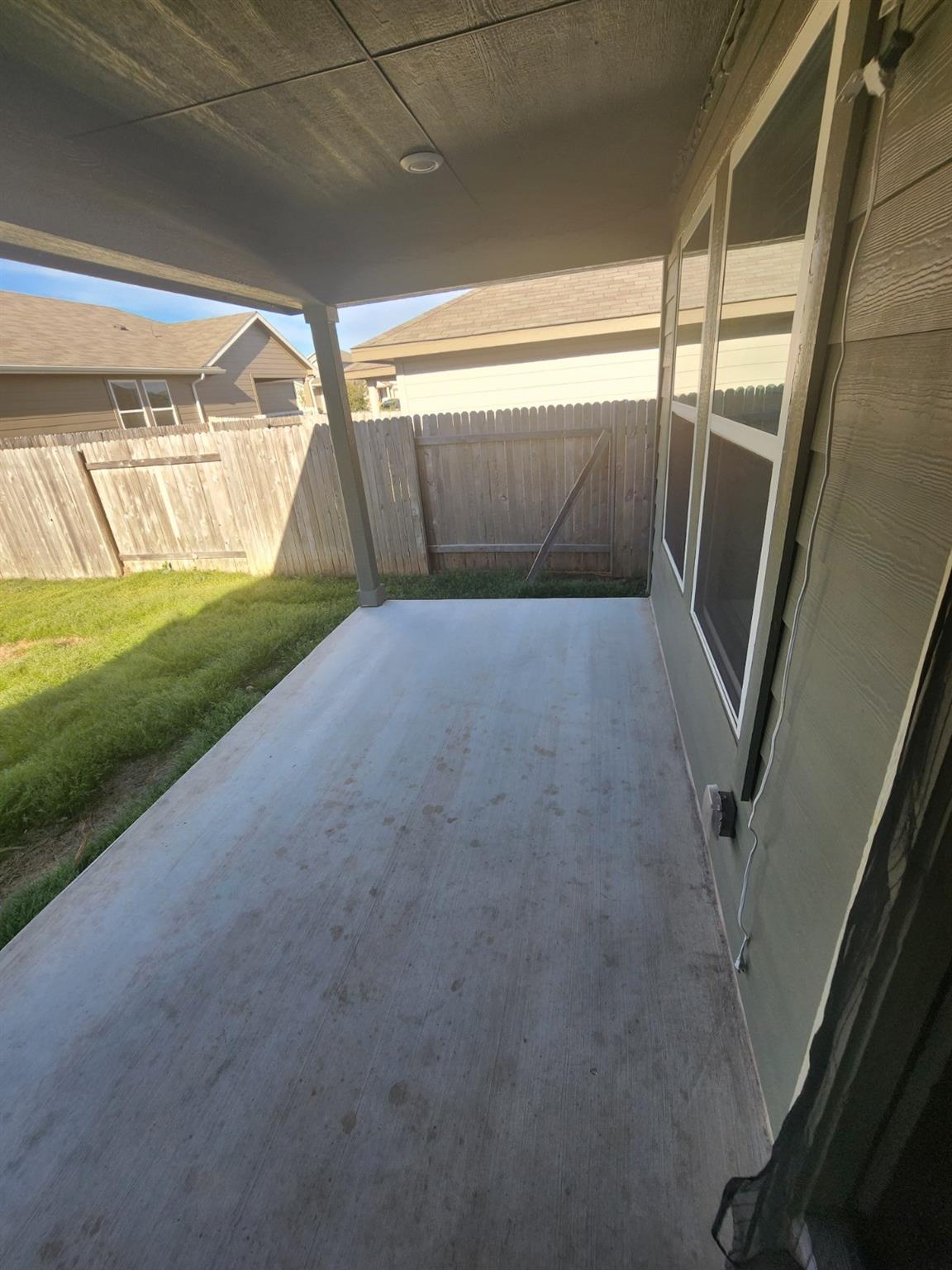 623 Sun Grove Trl, Georgetown, TX 78628