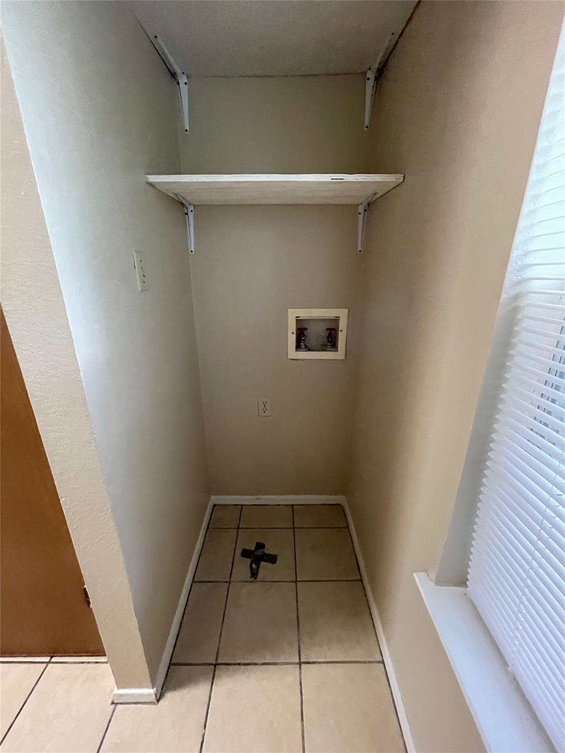 8117 West Gate Blvd # A, Austin, TX 78745