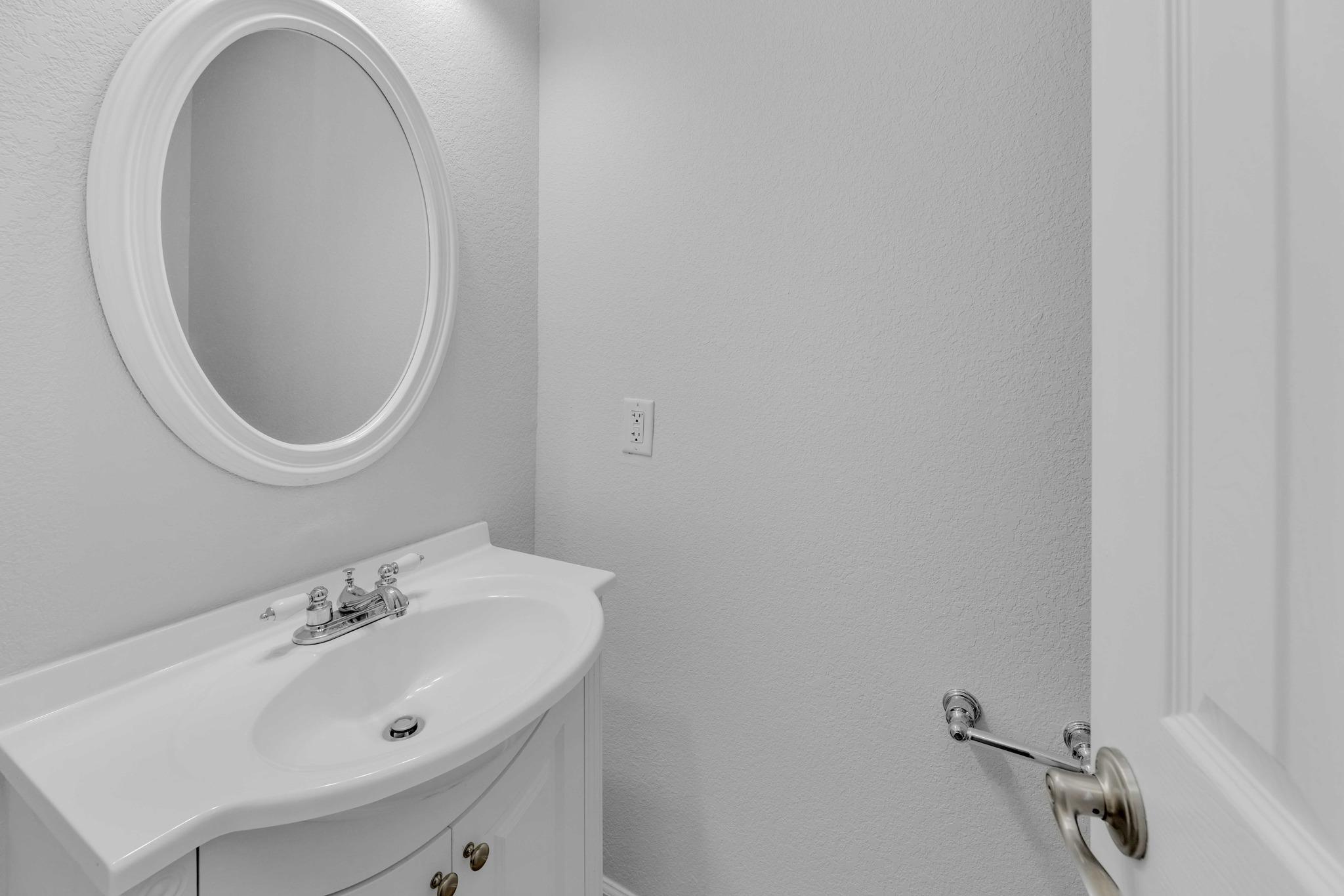 12528 Labrador Cv, Austin, TX 78729