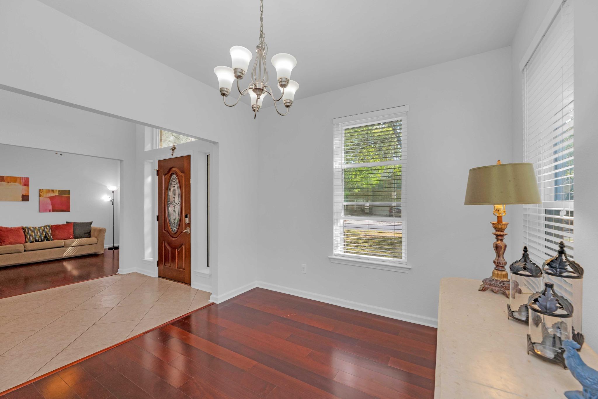 12528 Labrador Cv, Austin, TX 78729