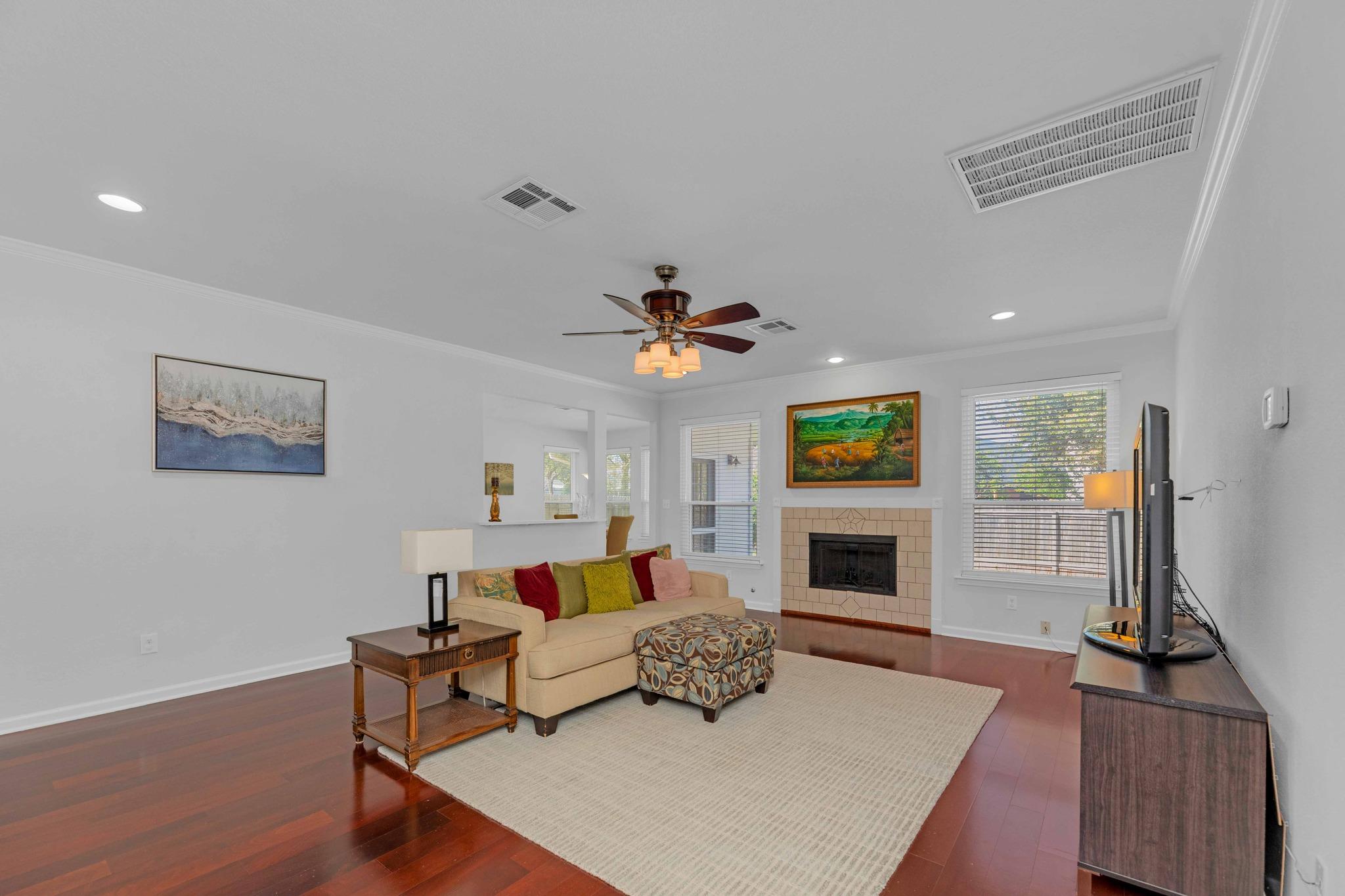 12528 Labrador Cv, Austin, TX 78729